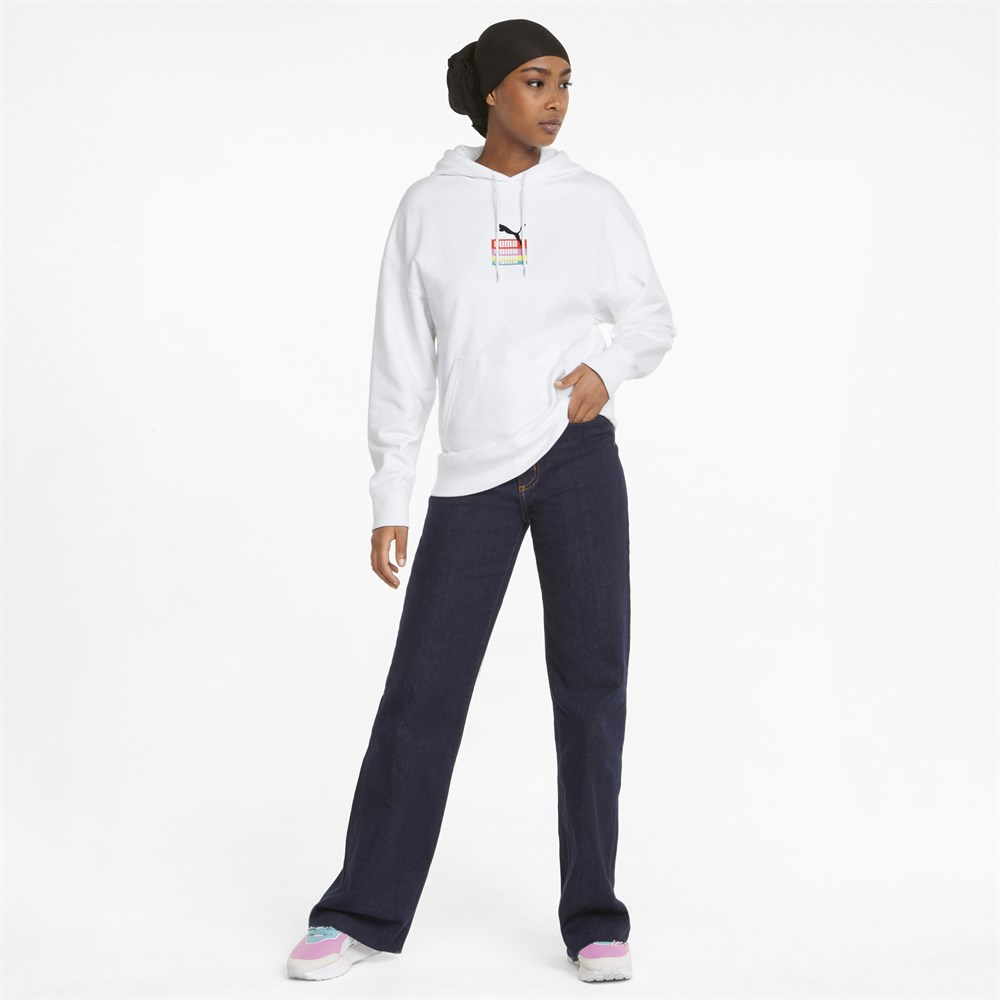 Puma Brand Love Hoodie Tr Kadın Beyaz Günlük Sweatshirt - 534352-02