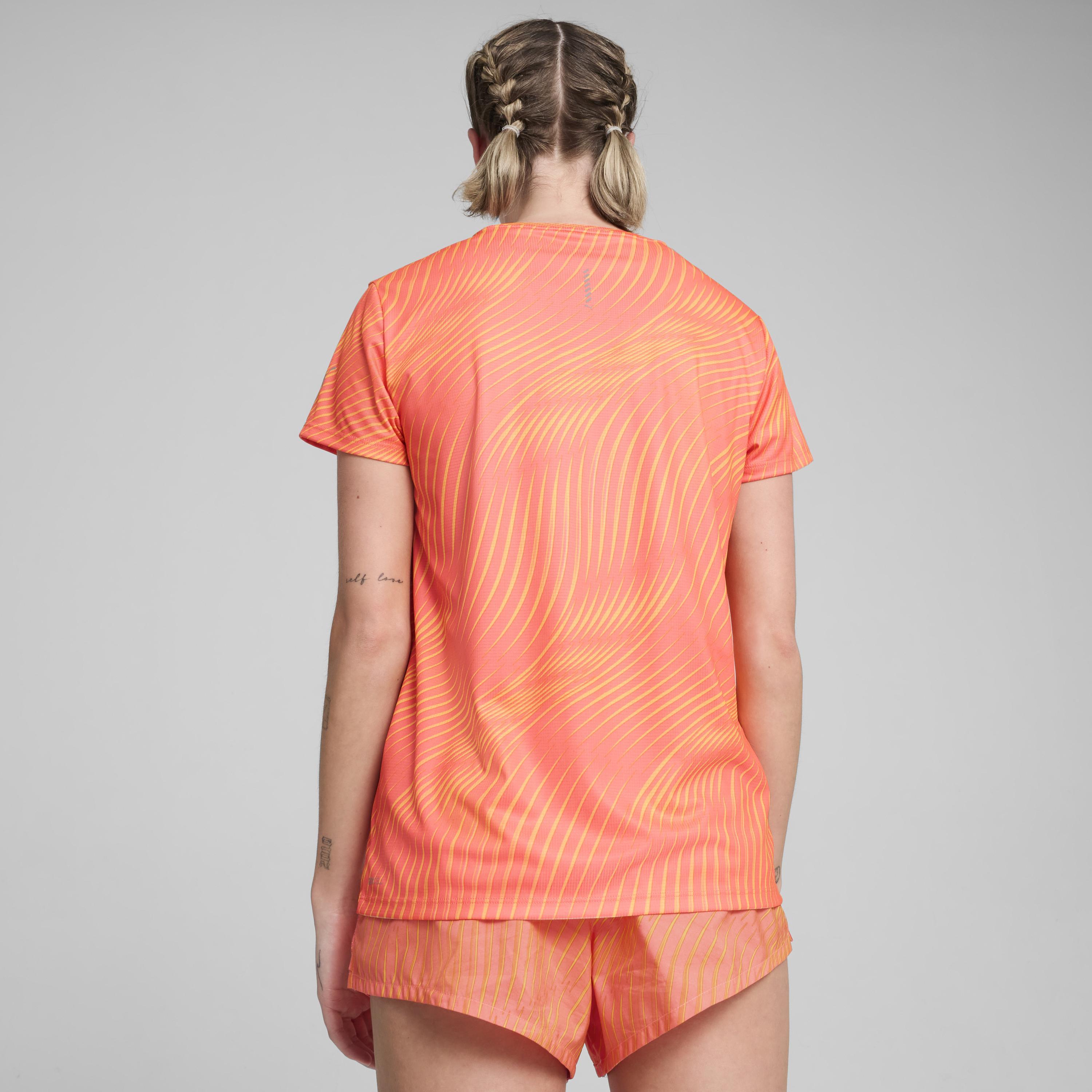 Puma Run Favorite Aop Tee W Kadın T-shirt
