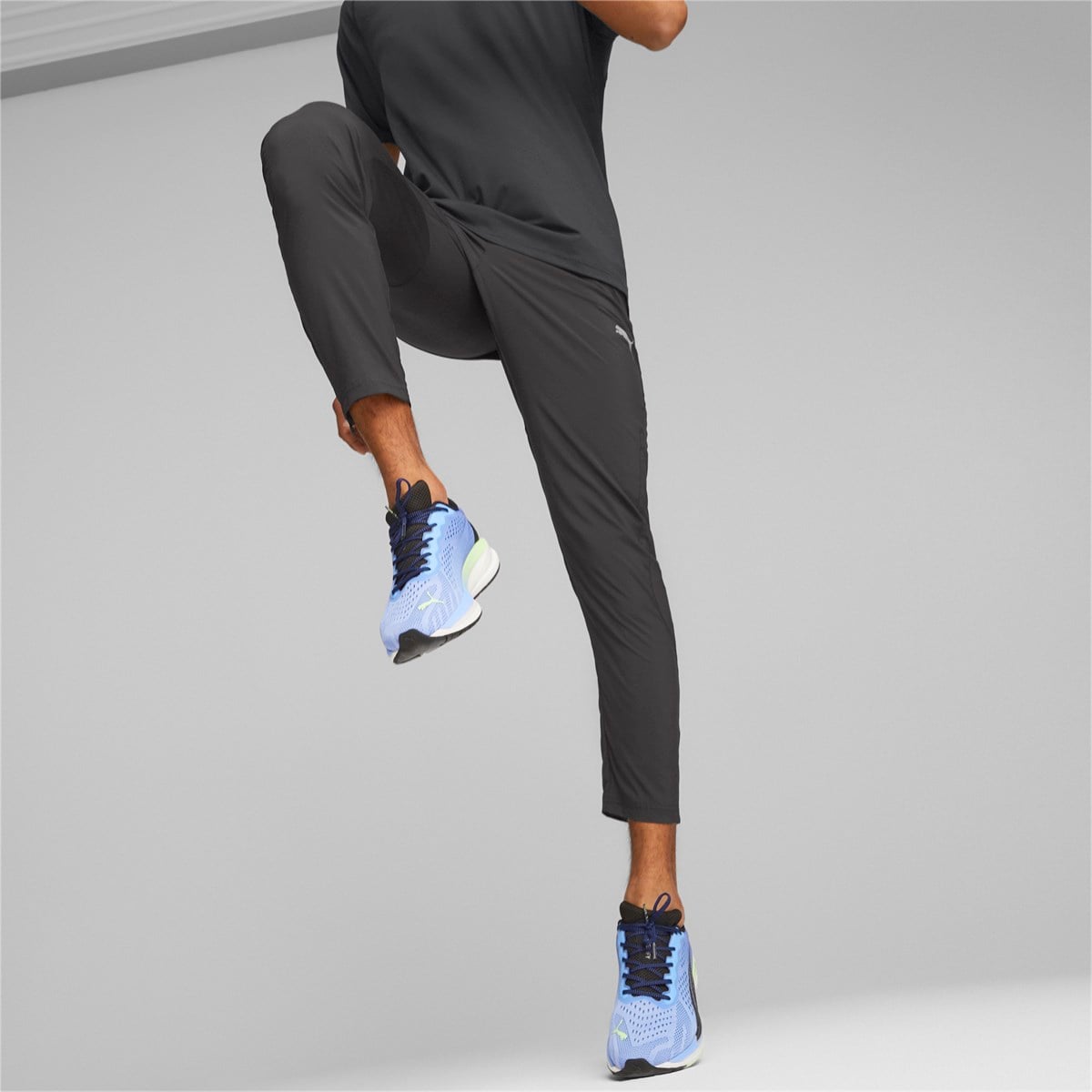 Run Tapered Woven Pant