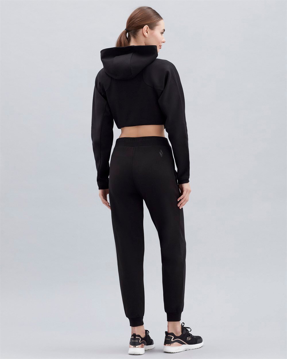 Skechers 2XI-Lock W Jogger Sweatpant Kadın Siyah Günlük Eşofman Altı - S221494-001