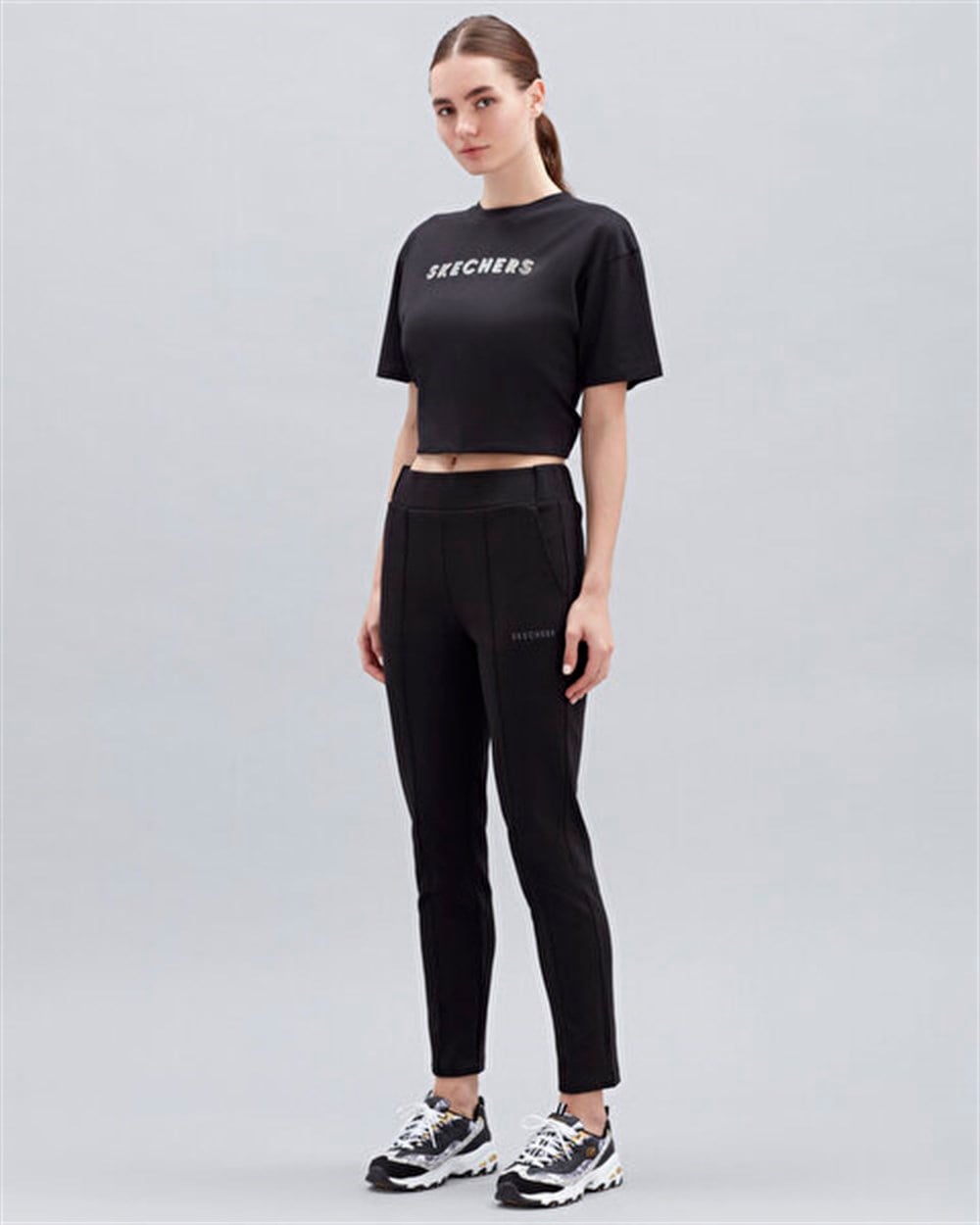 Skechers 2XI-Lock W Slim Sweatpant Kadın Siyah Günlük Eşofman Altı - S221492-001