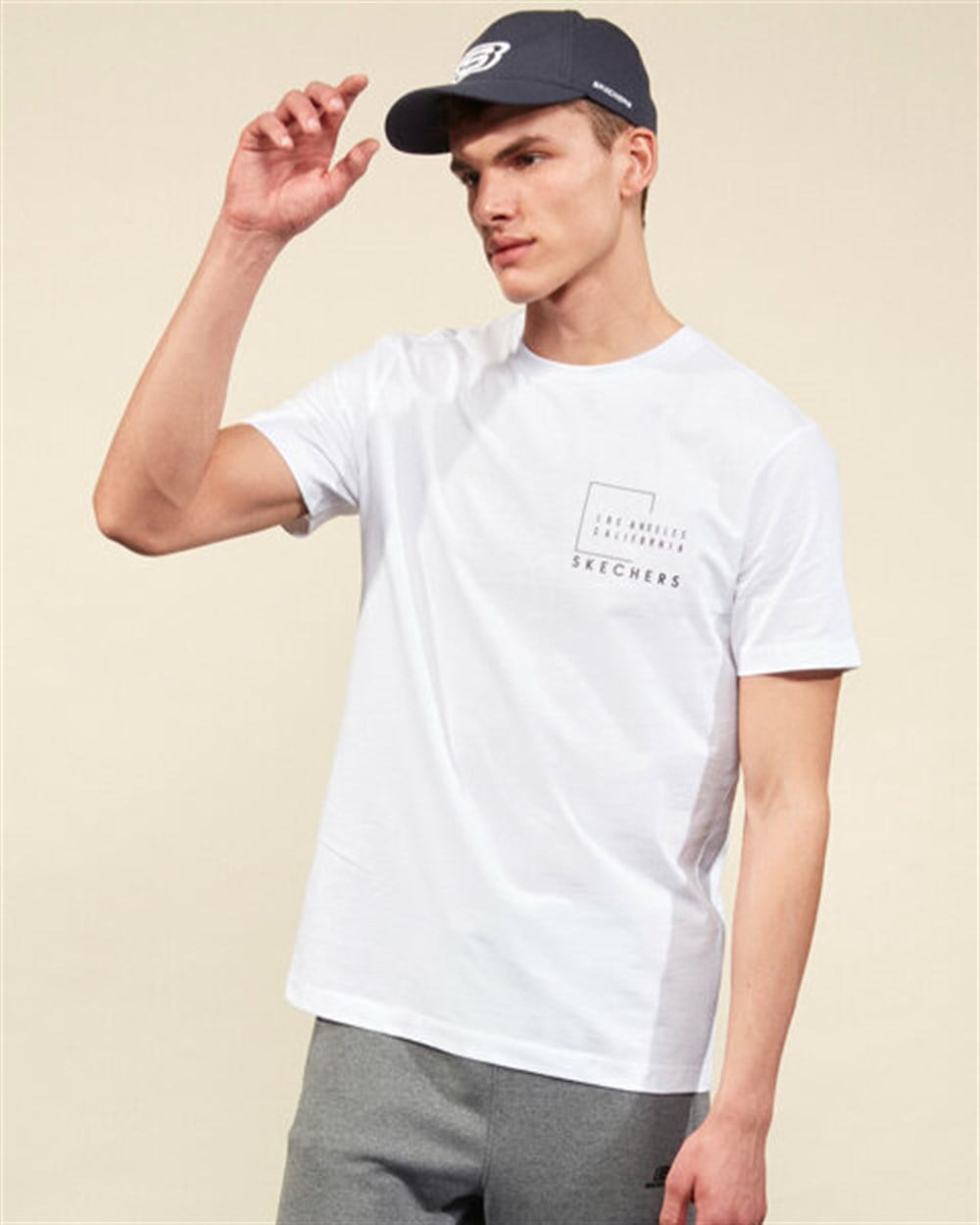Skechers Graphic Tee M Crew Neck T-Shirt Erkek Beyaz Üst & T-shirt - S211565-100