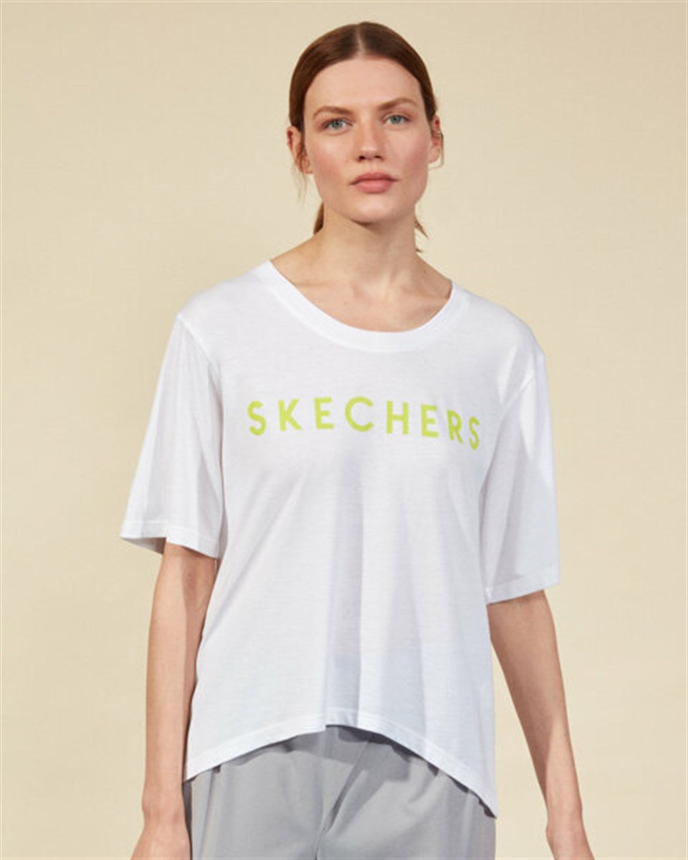 Skechers Graphic Tee W Crew Neck T-Shirt Kadın Beyaz Üst & T-shirt - S211161-100