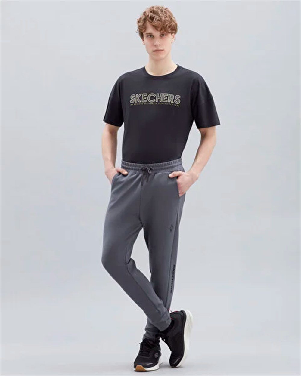 Skechers M 2XI-Lock Woven Detailed Slim Pant Erkek Gri Günlük Eşofman Altı - S221076-003
