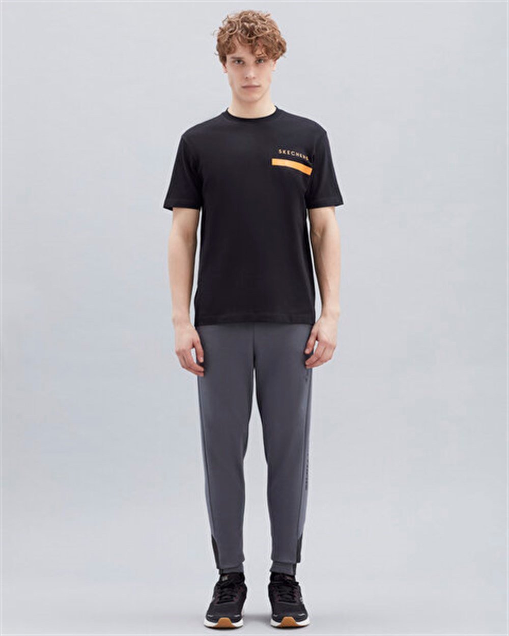 Skechers M Graphic Tee Chest Printed Pique T-Shirt Erkek Siyah Günlük T-shirt - S221052-001