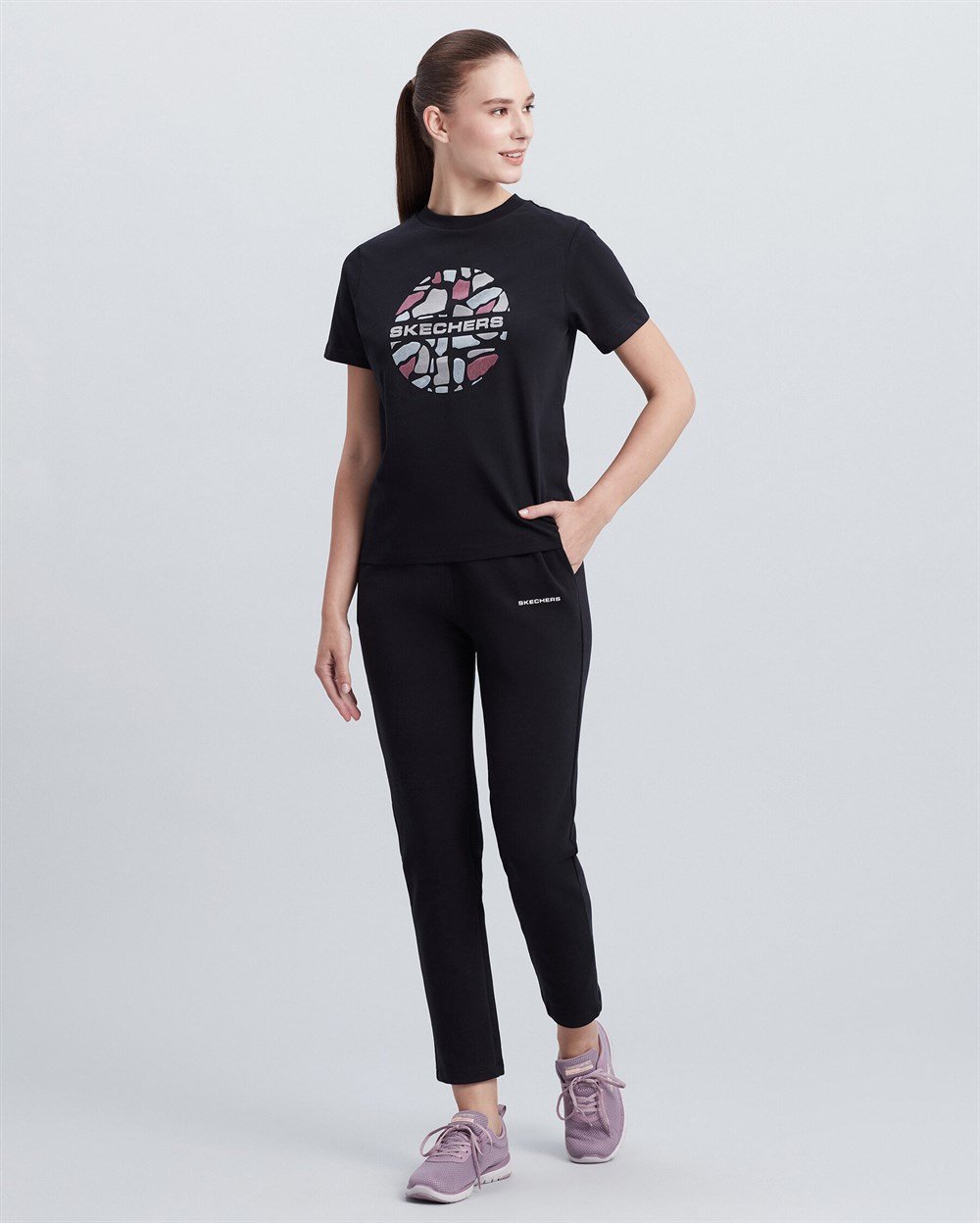 Skechers New Basics W Slim Sweatpant Kadın Siyah Eşofman Altı - S212185-001