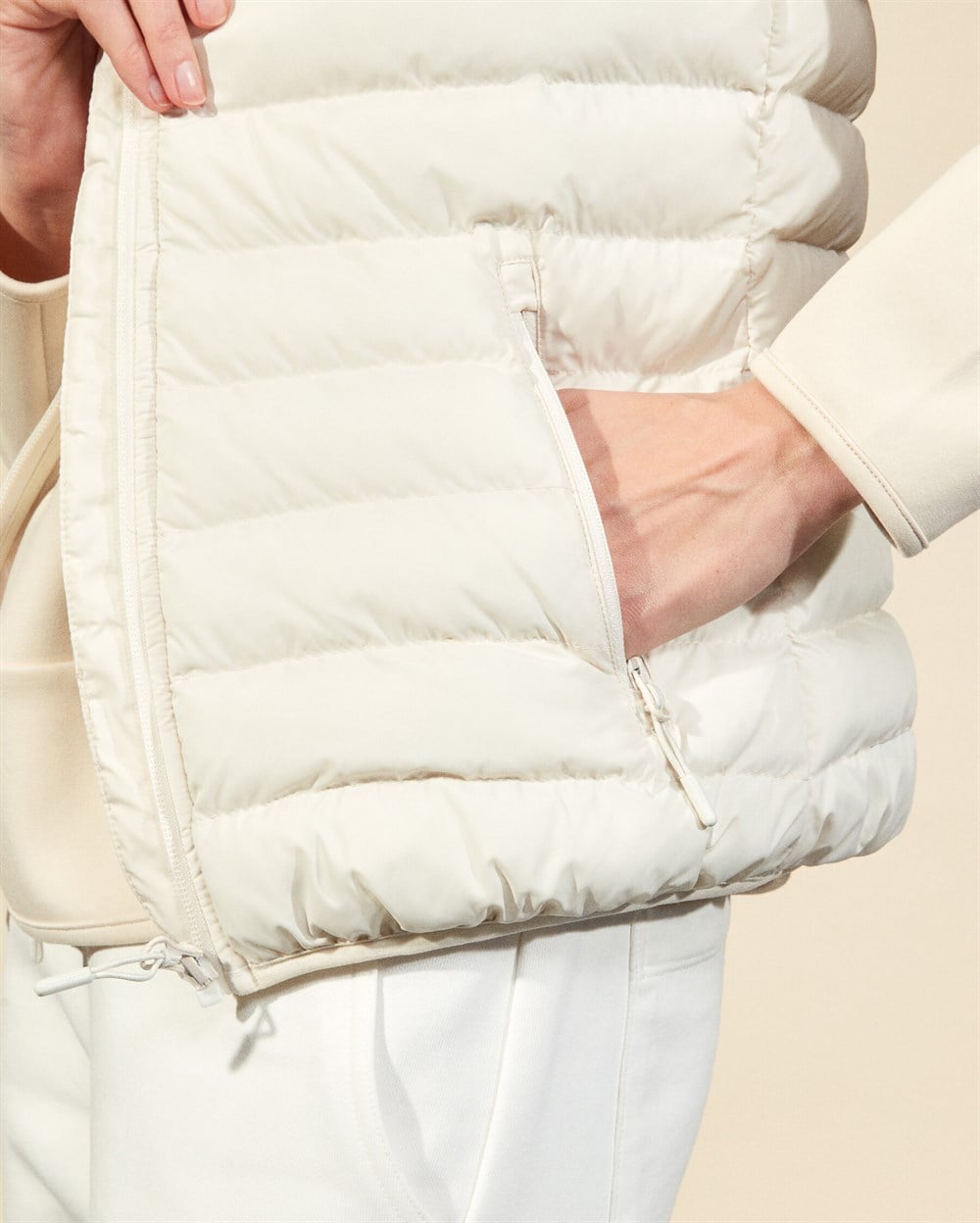 Skechers Outerwear W Basic Lightweight Vest Kadın Yelek Giyim - S202109-614