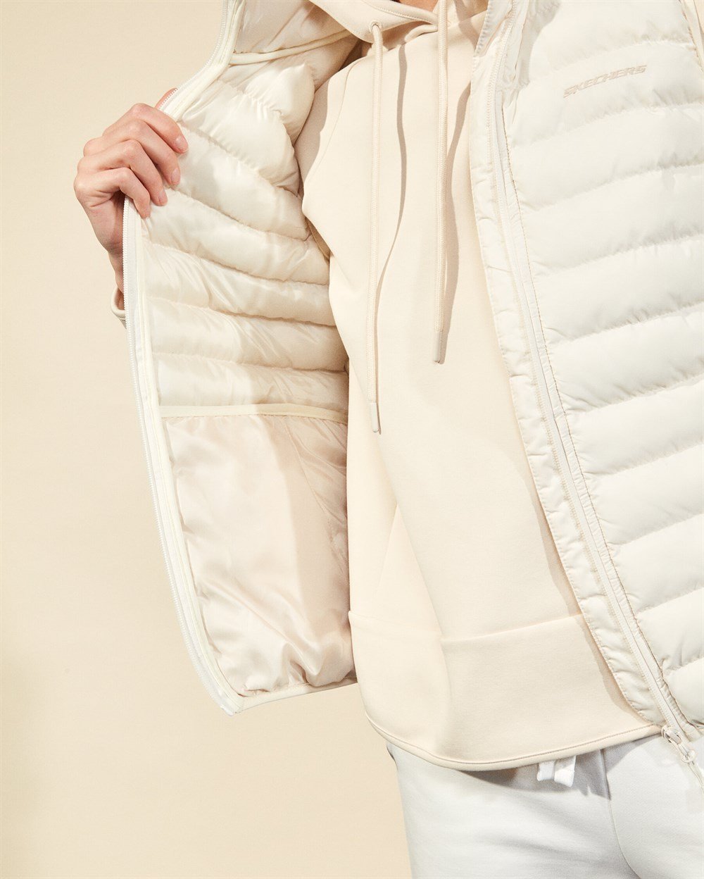 Skechers Outerwear W Basic Lightweight Vest Kadın Yelek Giyim - S202109-614