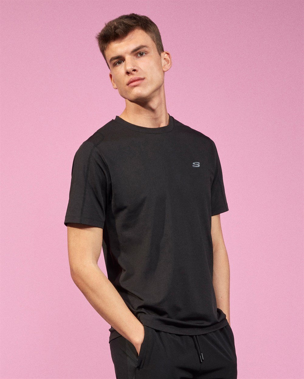 Skechers Performance Tops M Crew Neck T-Shirt Erkek Siyah Üst & T-shirt - S211698-001