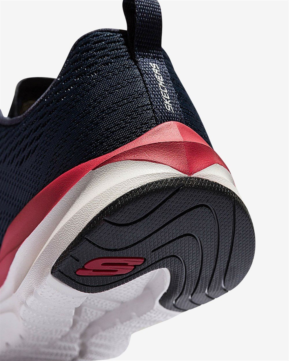 SKECHERS ULTRA GROOVE TEMPLAR ERKEK GÜNLÜK AYAKKABI-232032 NVRD