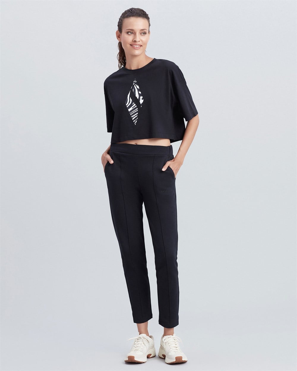 Skechers W Daily Slim Sweatpant Kadın Siyah Eşofman Altı - S212055-001