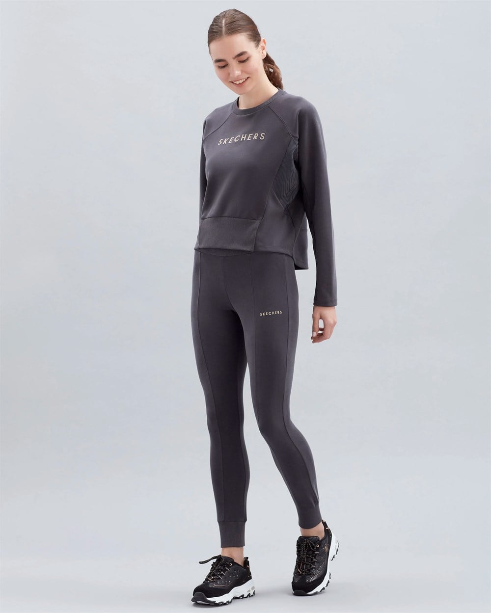 Skechers W Elite Side Detailed Crew Neck Sweatshirt Kadın Siyah Günlük Sweatshirt - S222007-001