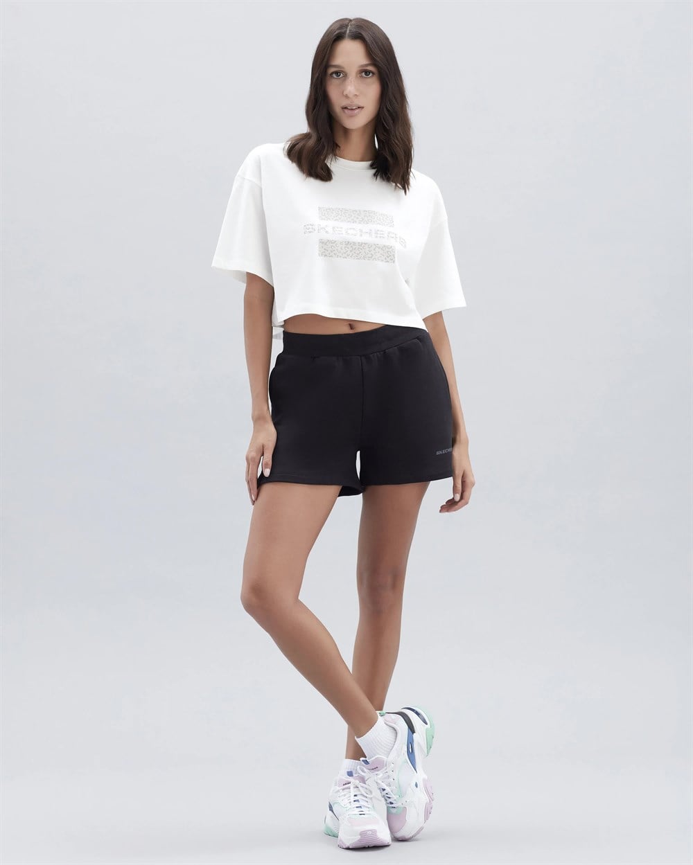 Skechers W Graphic Tee Big Logo T-Shirt Kadın Beyaz Günlük T-shirt - S221503-102