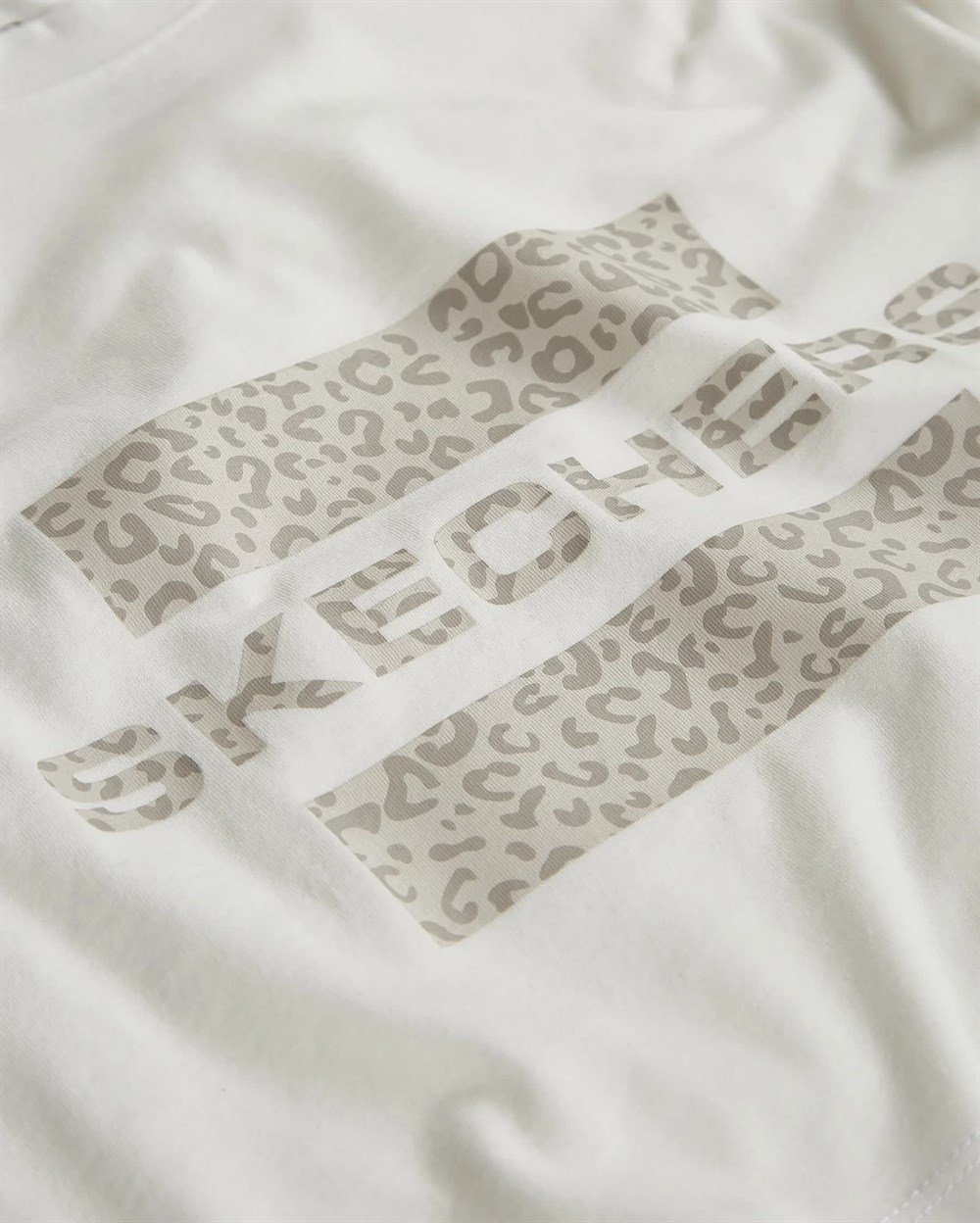 Skechers W Graphic Tee Big Logo T-Shirt Kadın Beyaz Günlük T-shirt - S221503-102