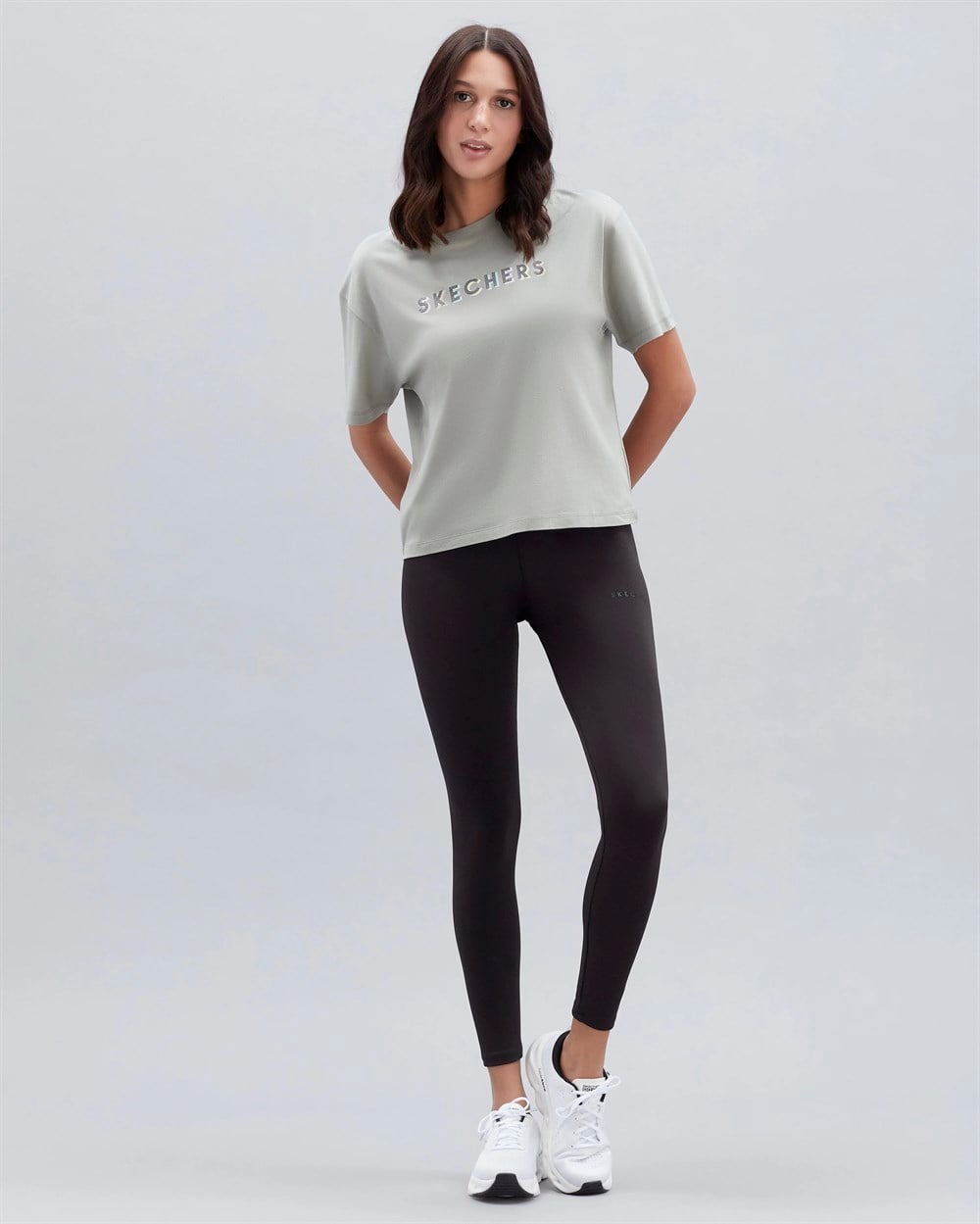 Skechers W Graphic Tee Shiny Logo T-Shirt Kadın Yeşil Günlük T-shirt - S221175-801