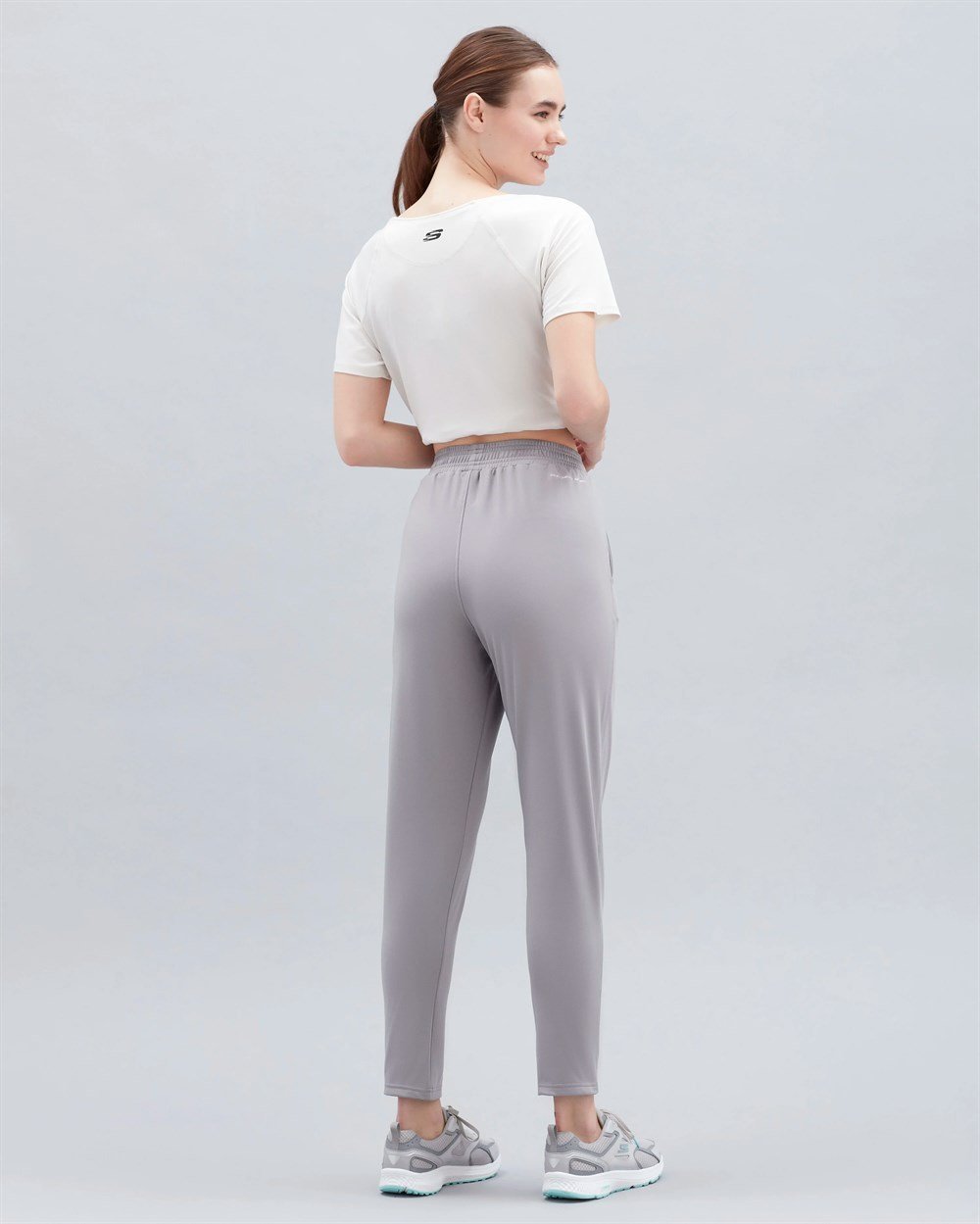 Skechers W Micro Color Block Suit Kadın Gri Eşofman Takımı - S212251-003