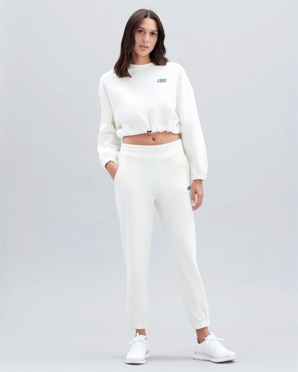 Skechers W Terry Fleece Elastic Detailed Crop Sweatshirt Kadın Beyaz Günlük Sweatshirt - S221109-102