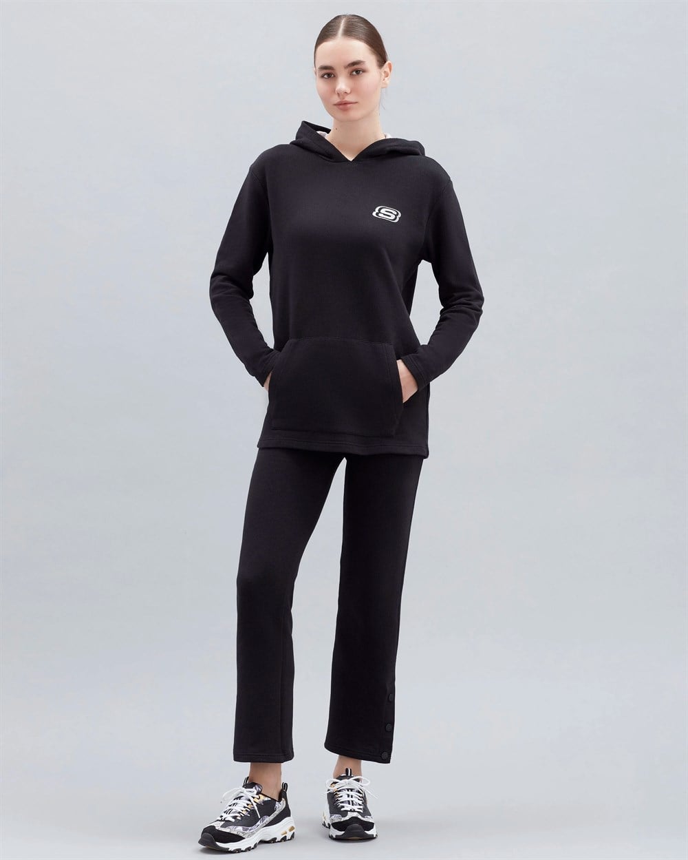 Skechers W Terry Fleece Print Detailed Oversize Hoodie Kadın Siyah Günlük Sweatshirt - S221112-001