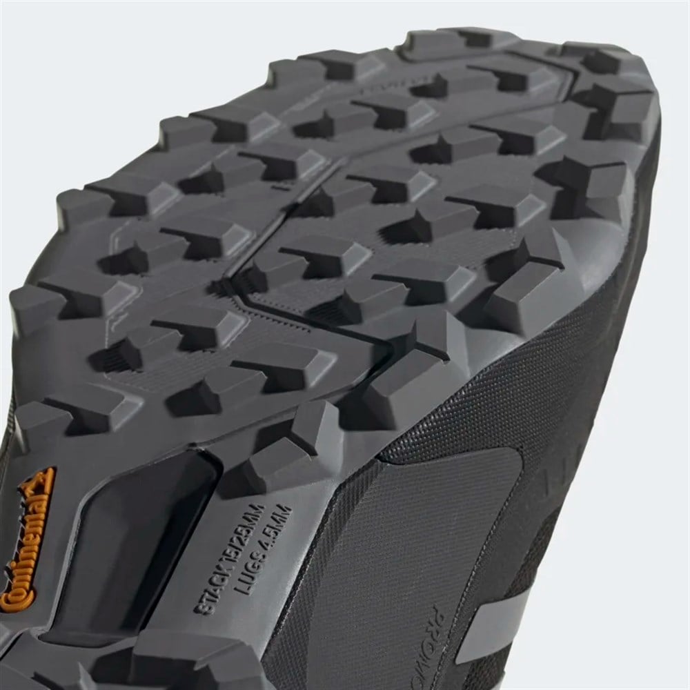 Terrex Swift R3 Mid