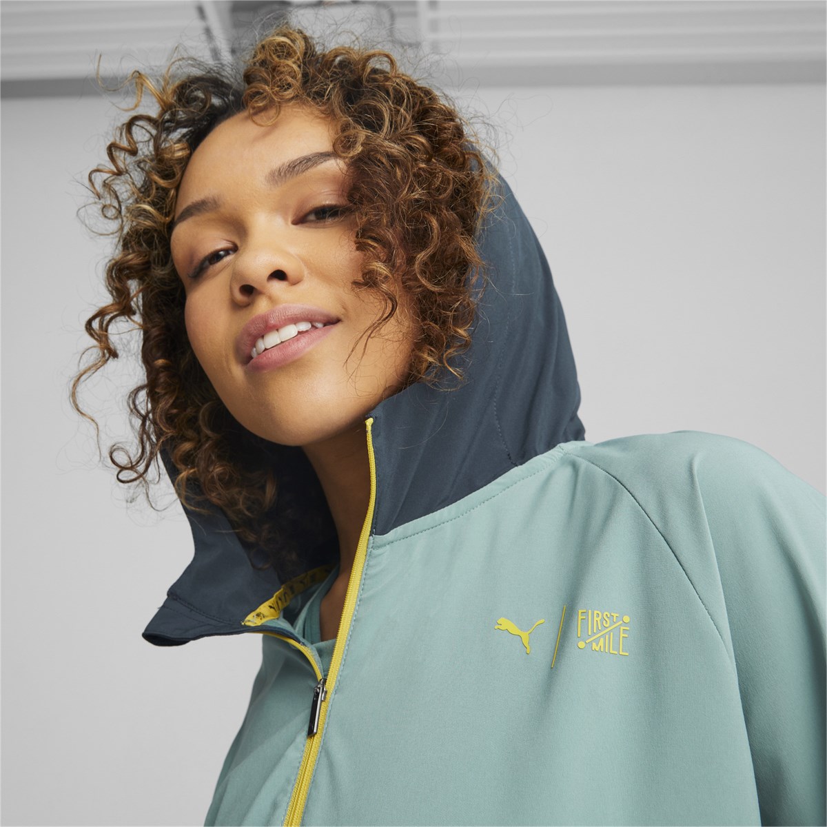 W First Mile Woven Jacket