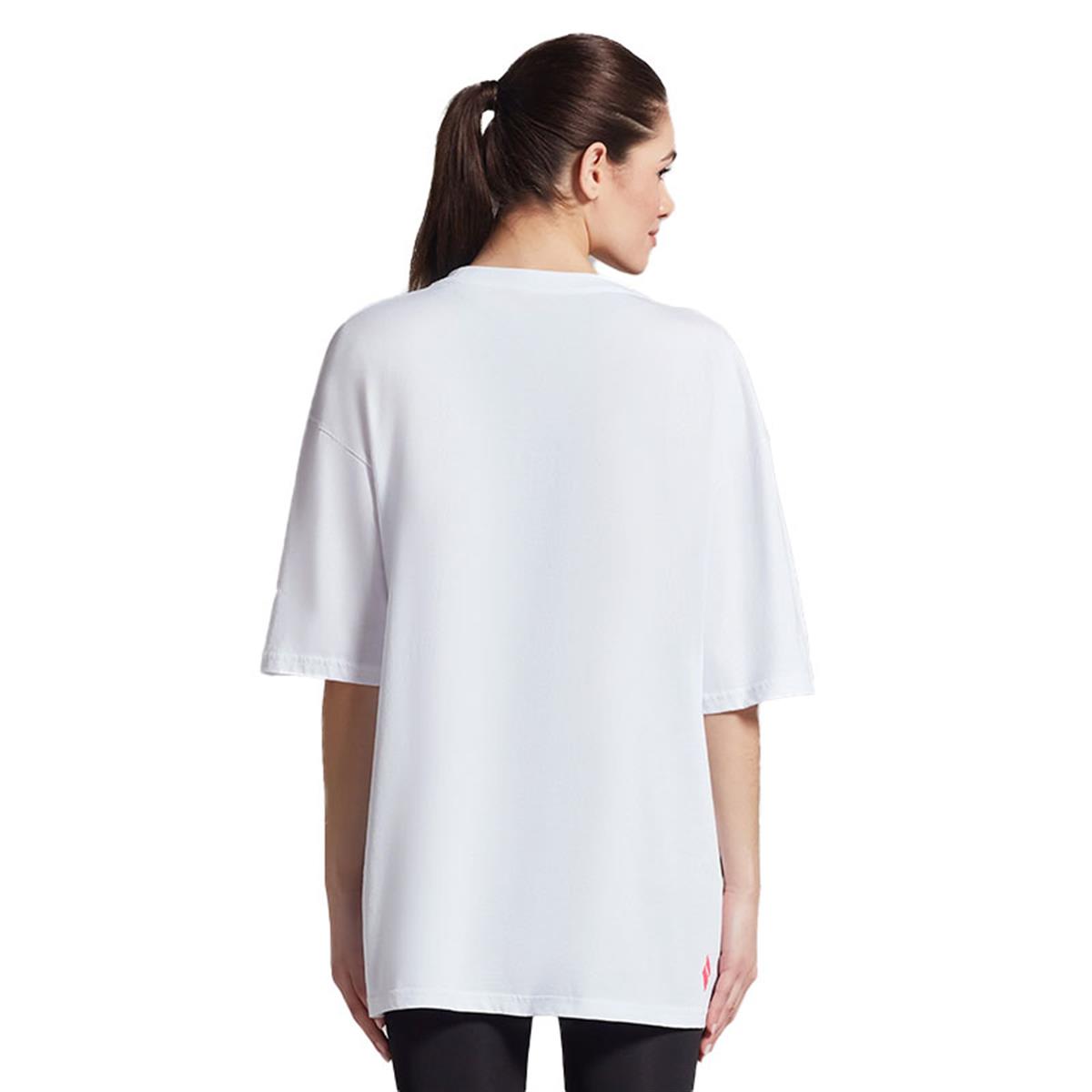 W Graphic Tee Crew Neck T-Shirt