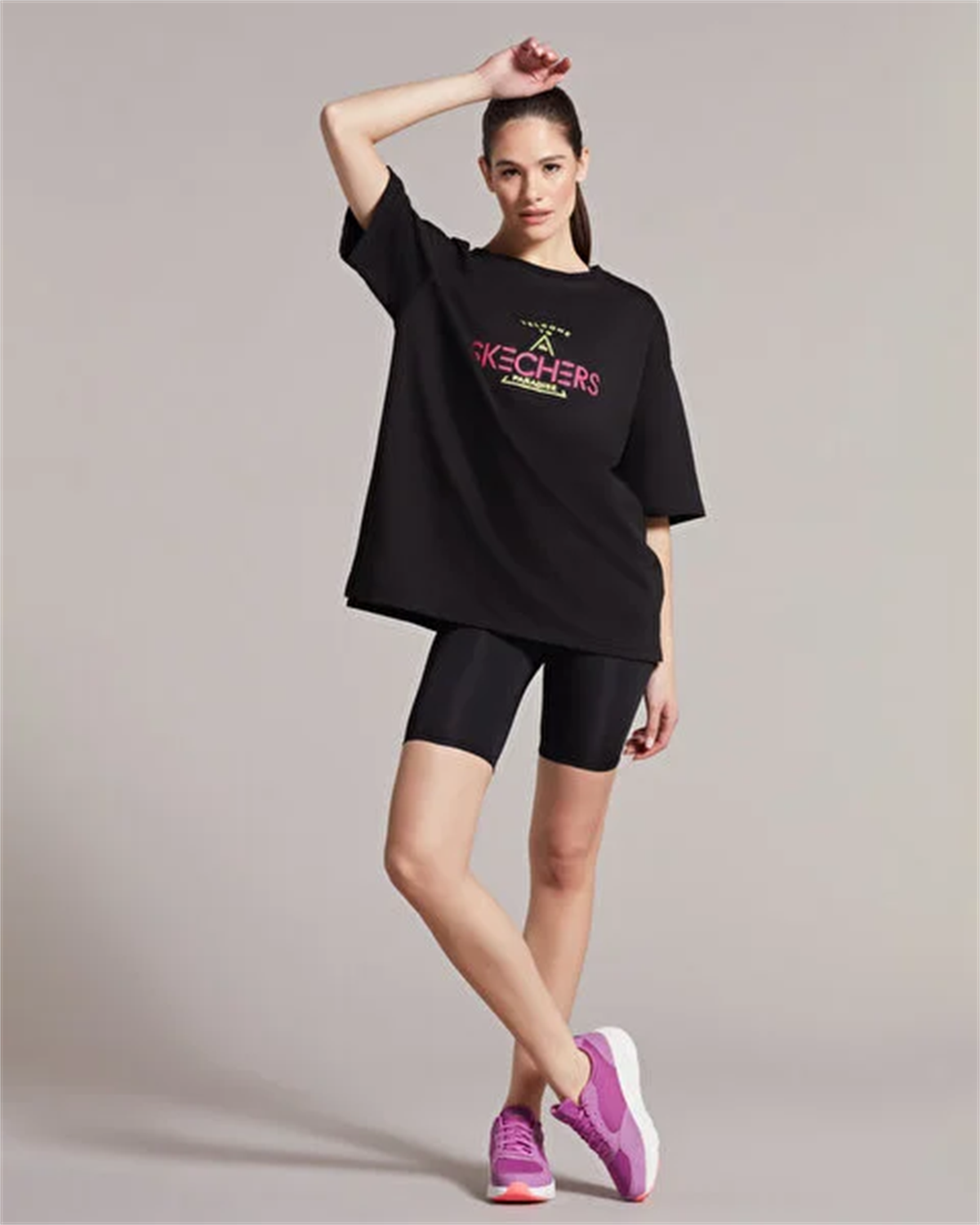 W Graphic Tee neon print Crew Neck T-Shirt