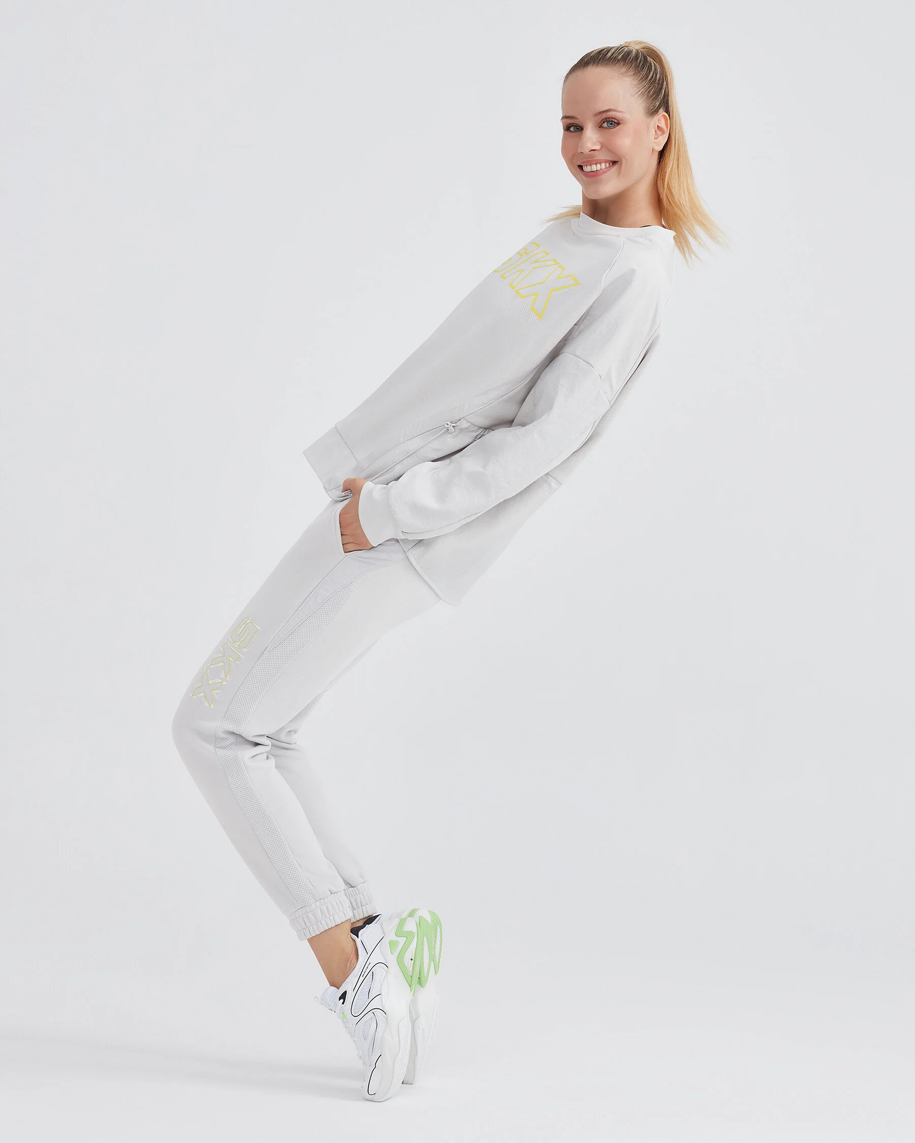 W LW Fleece Crew Neck Sweatshirt Kadın Sweatshirt