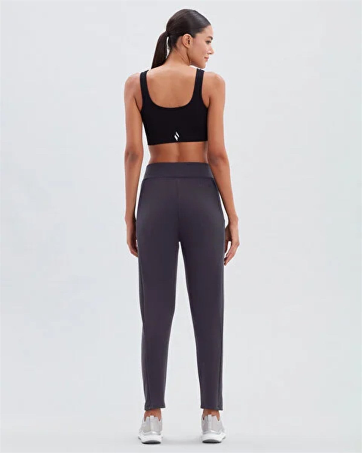 W Soft Touch Slim Sweatpant
