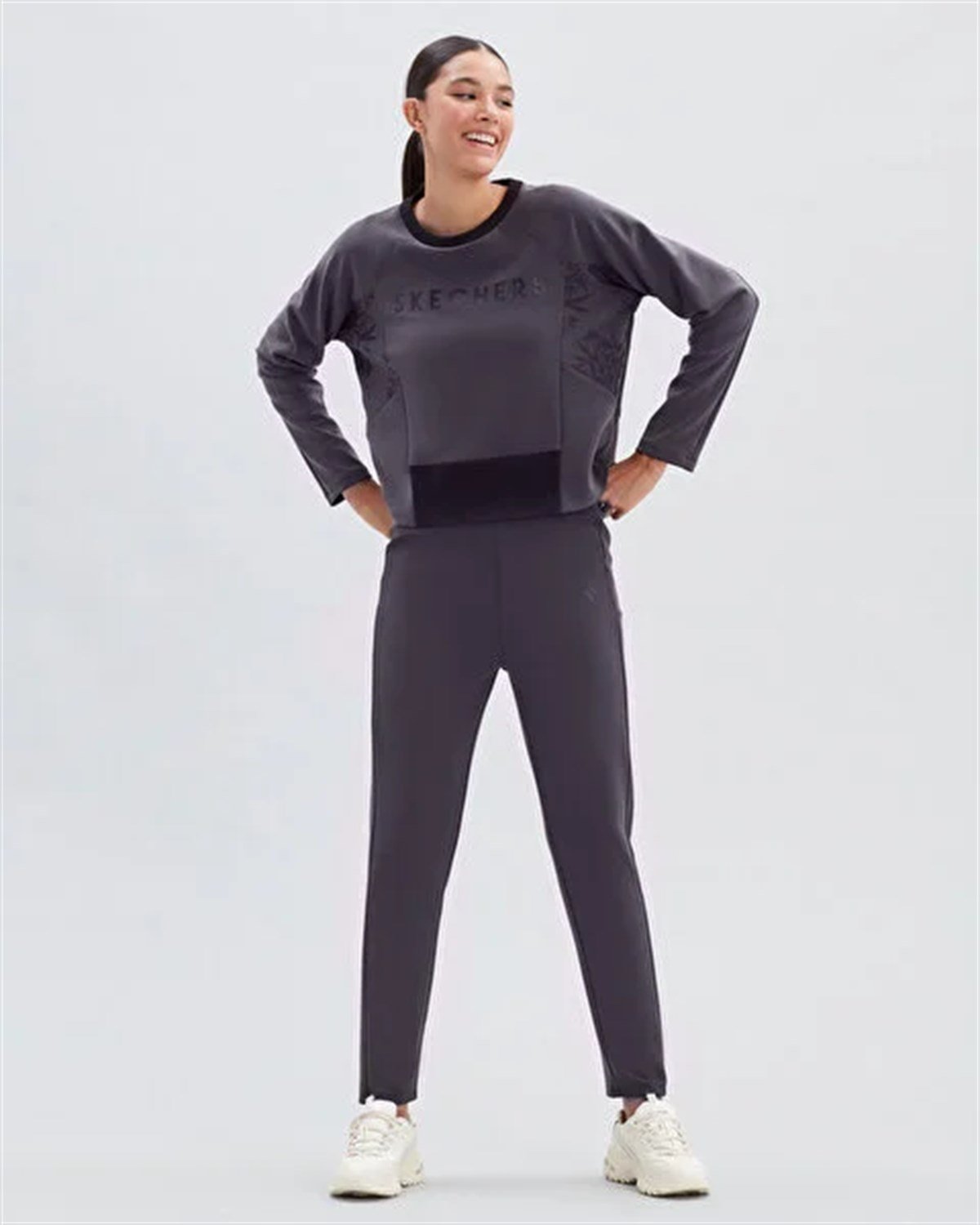 W Soft Touch Slim Sweatpant