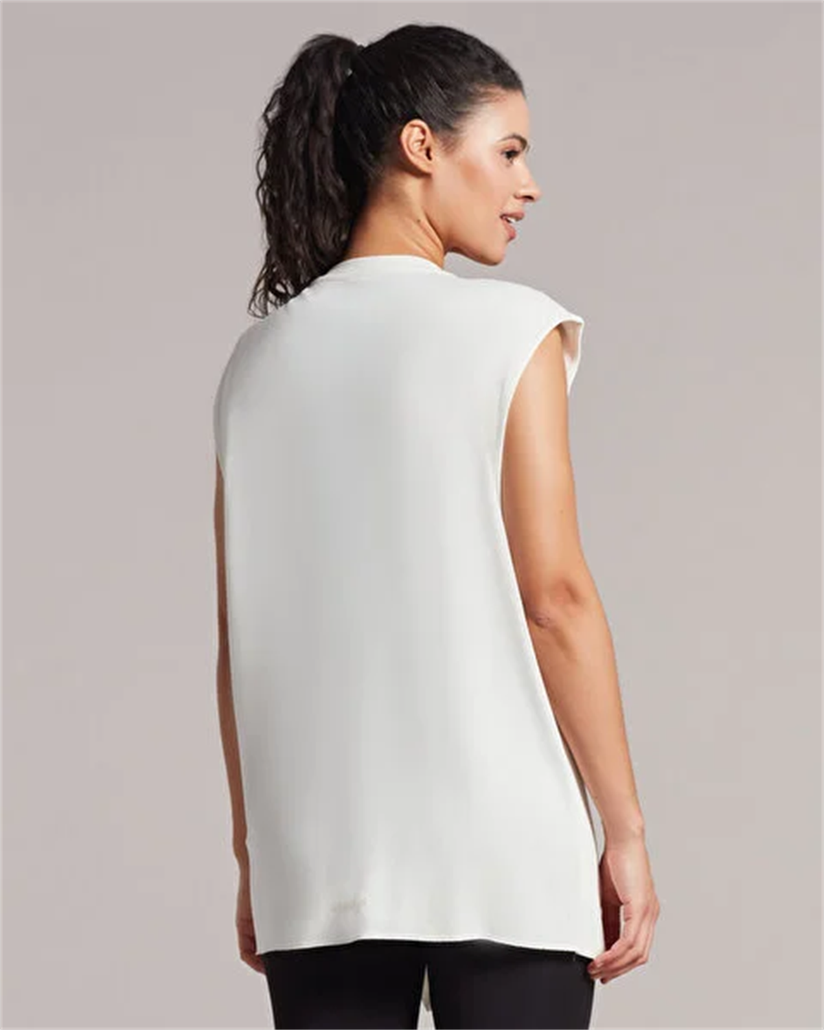 W Soft Touch Smart Detailed Tank T-Shirt