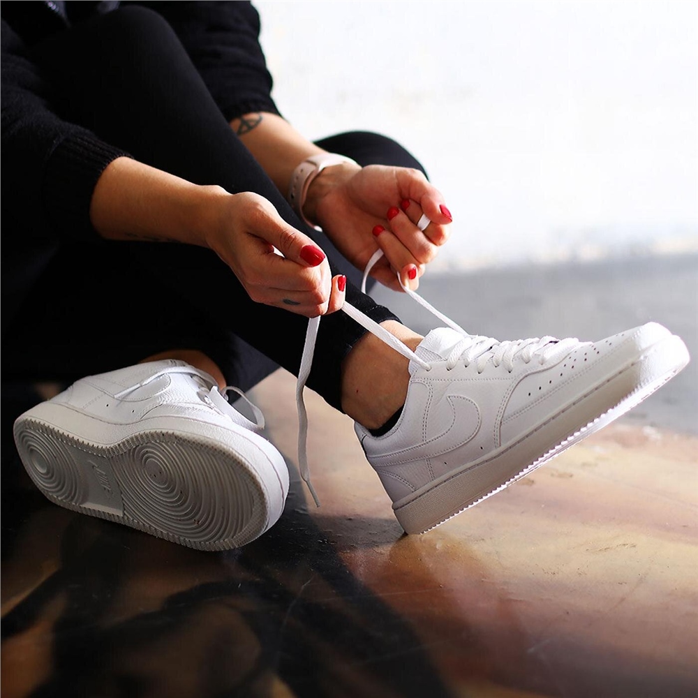 WMNS NIKE COURT VISION LOW