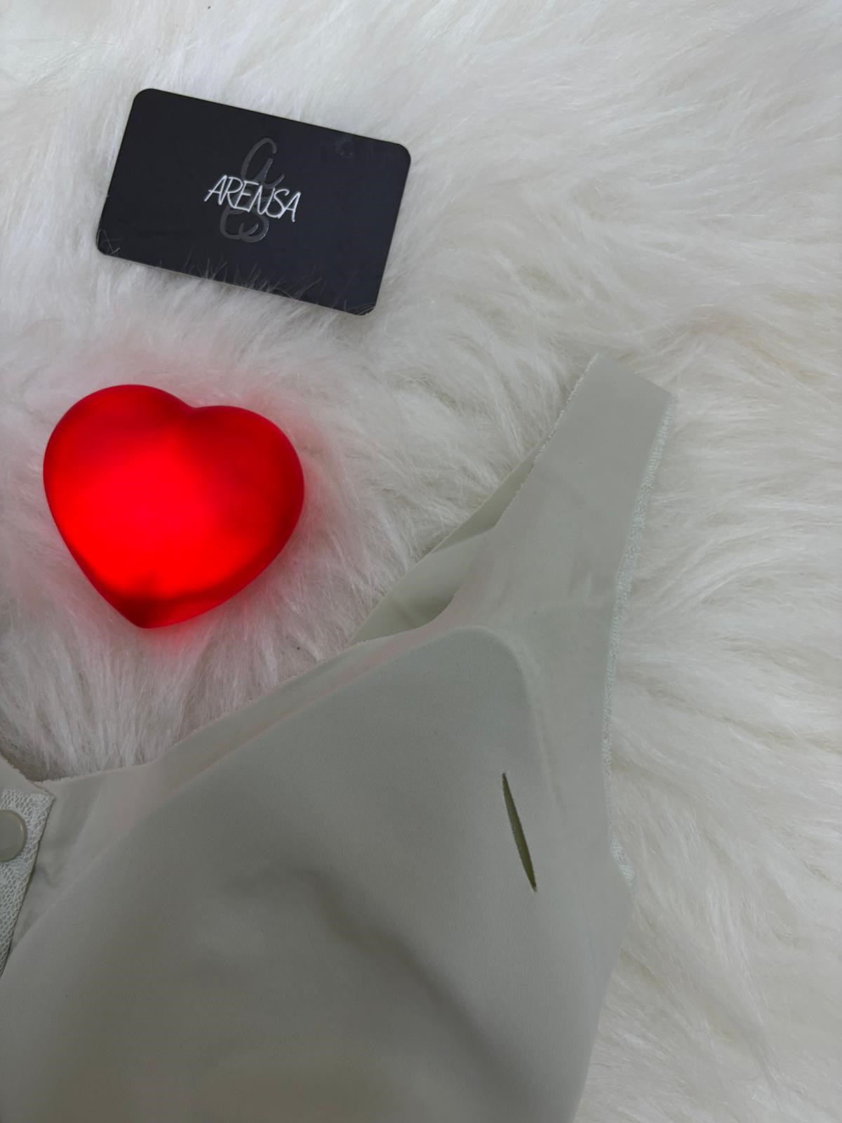 Yeşil Dolgusuz Düğmeli Lazer Kesim Bralet