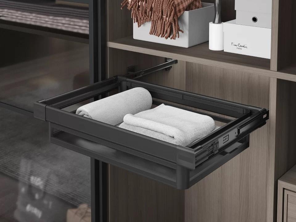 ALUMINUM DRAWER WITH SIDE MOUNTED TELESCOPIC RAIL
