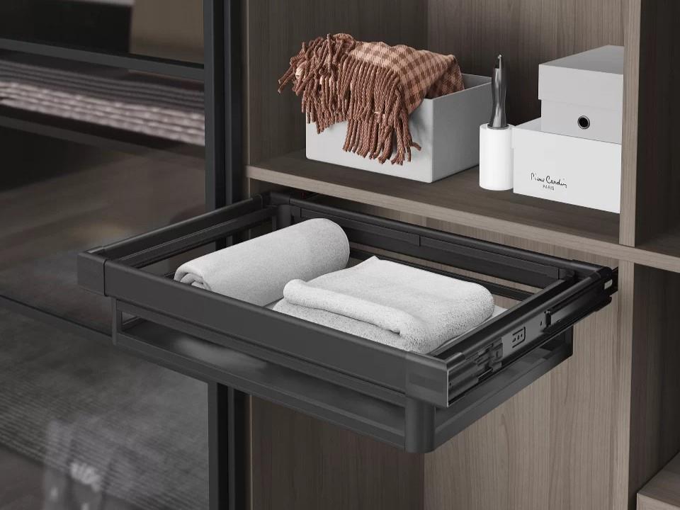 ALUMINUM DRAWER WITH SIDE MOUNTED TELESCOPIC RAIL