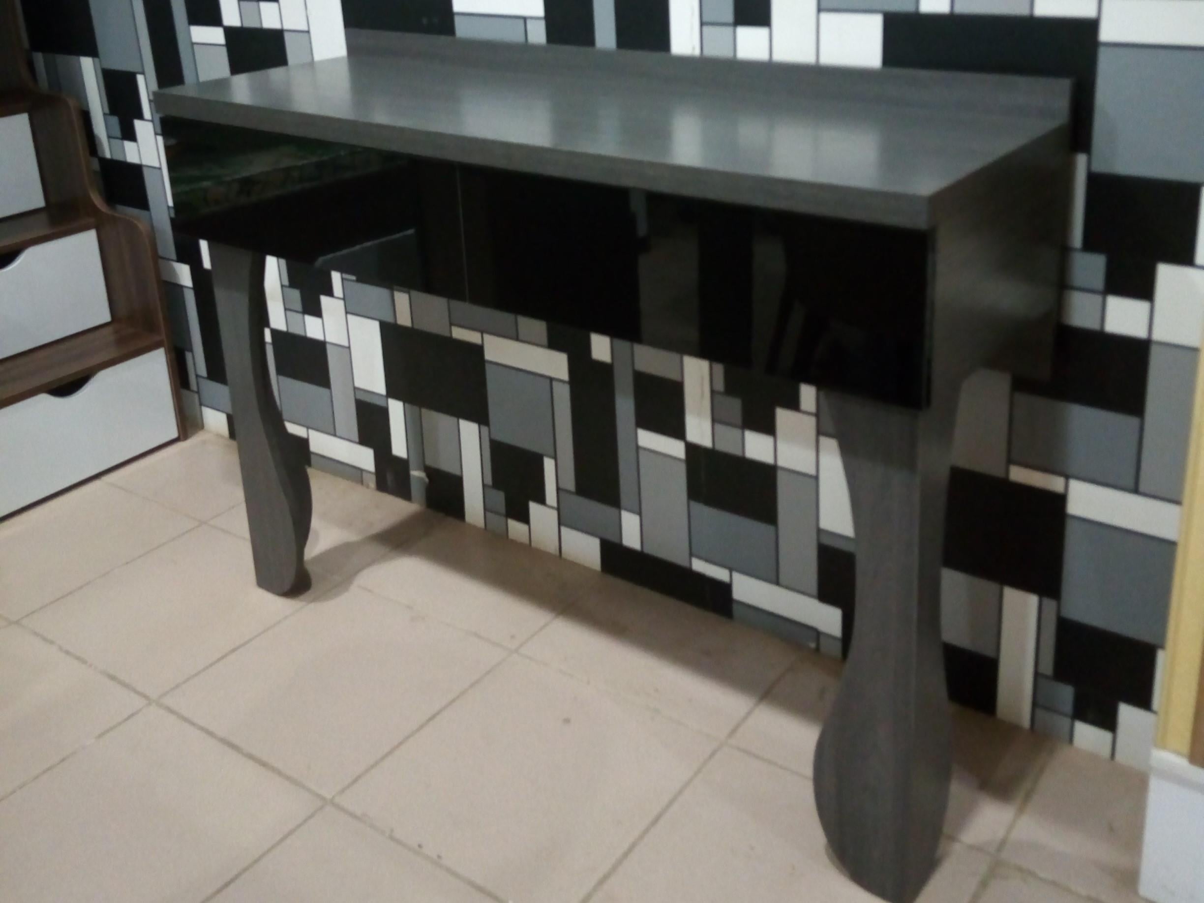 ALYA CONSOLE 130