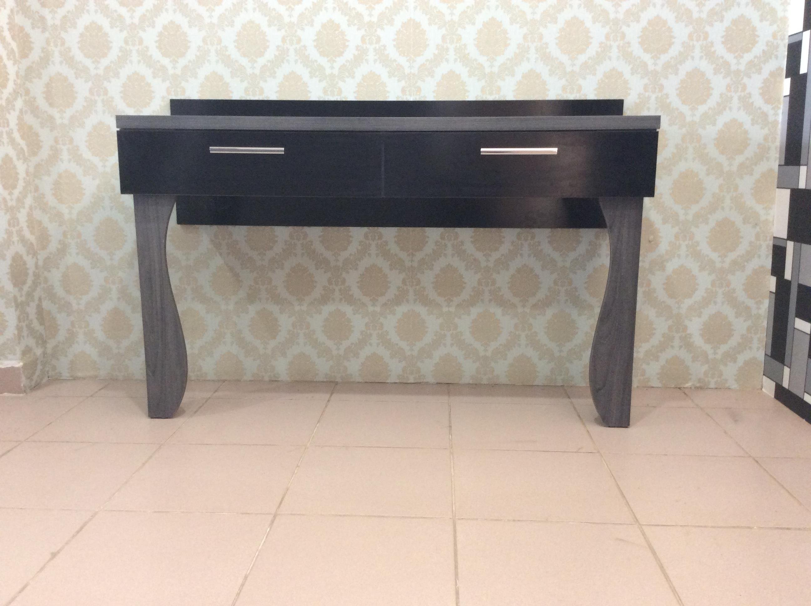 ALYA CONSOLE 130