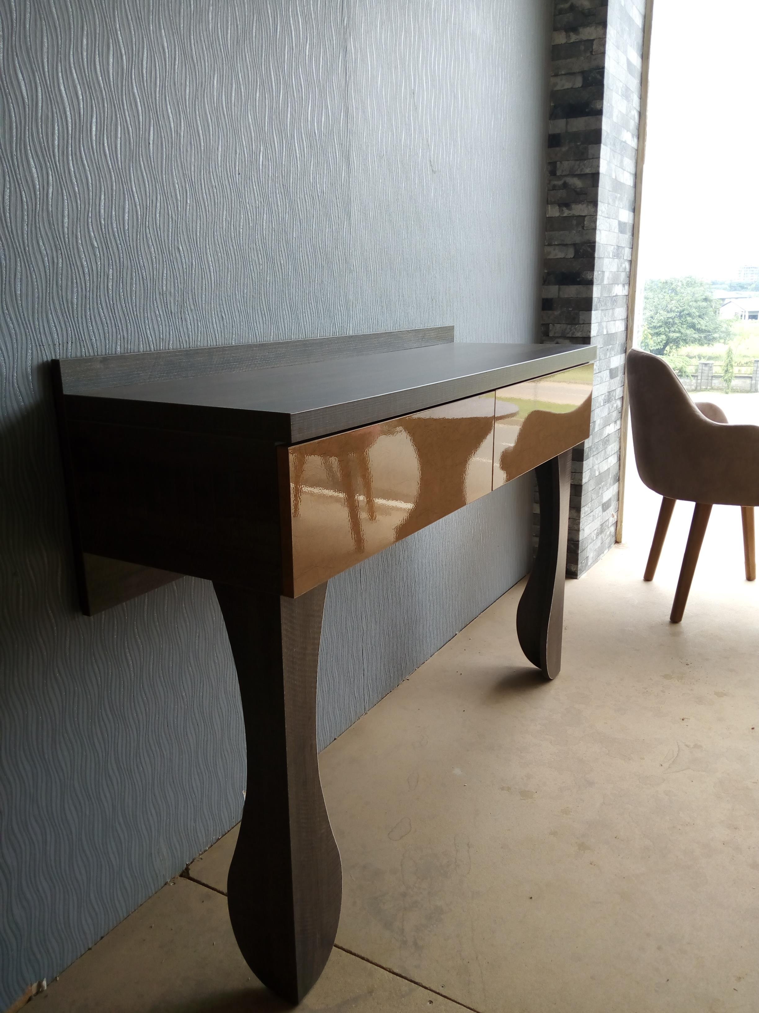 ALYA CONSOLE 130