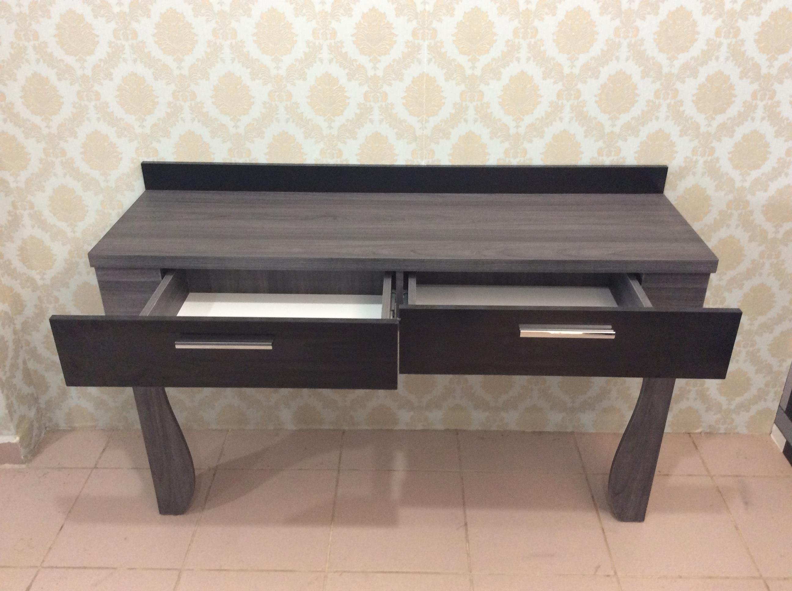 ALYA CONSOLE 130