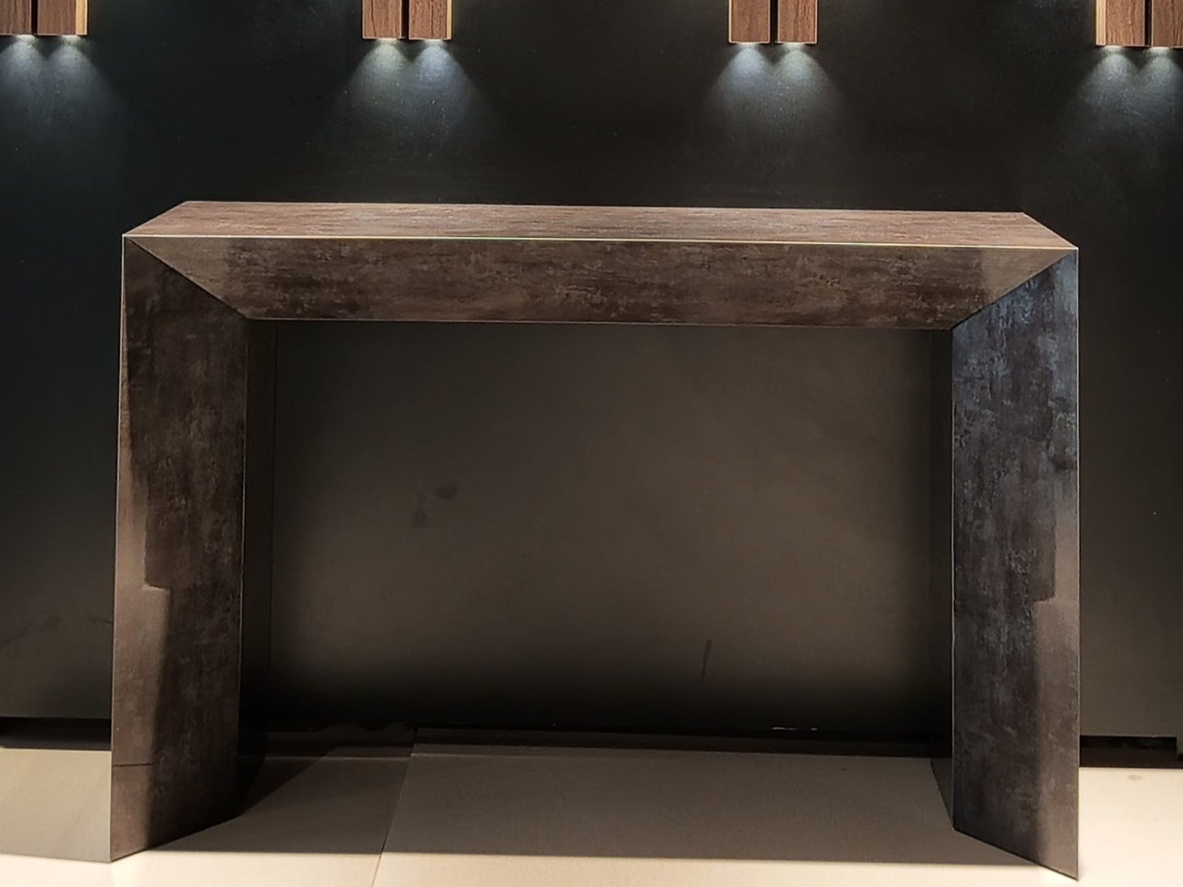 AXIL CONSOLE 140