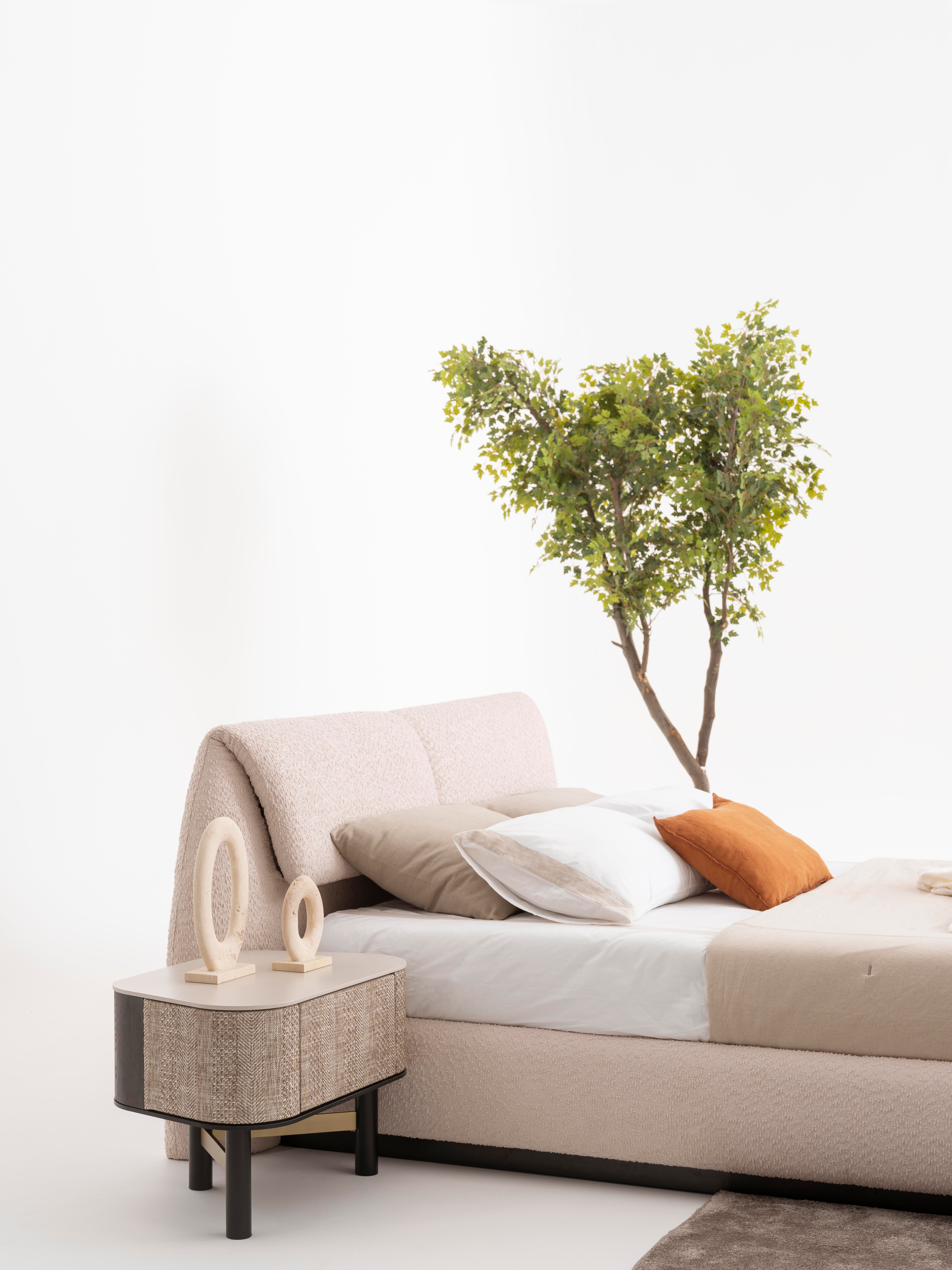 BELIZE BEDSTEAD 200x180 EURO