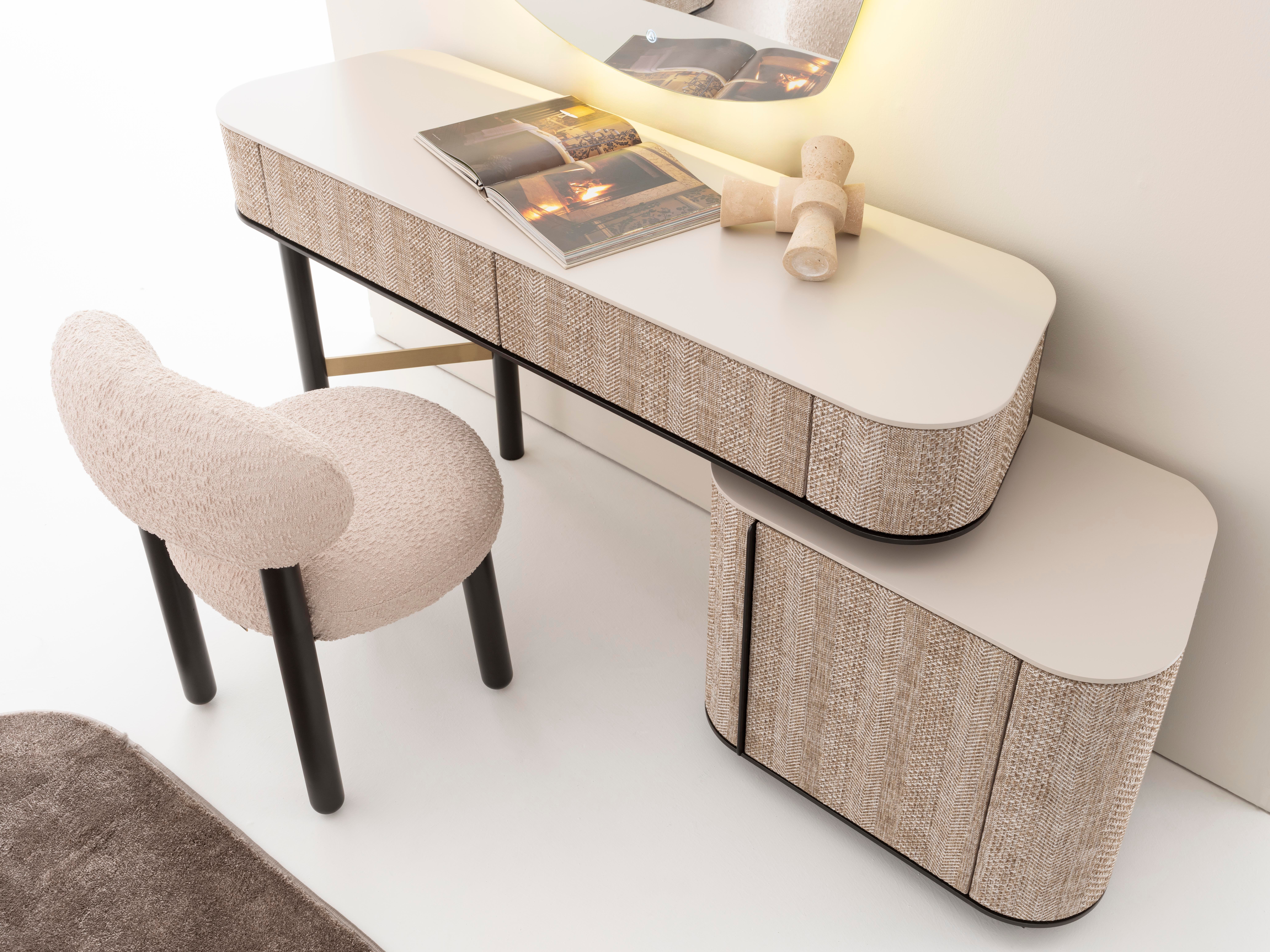 BELIZE MAKE-UP TABLE & MIRROR