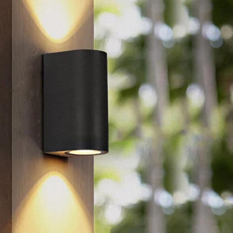 BLACK WALL BRACKET 2 WAY LIGHT