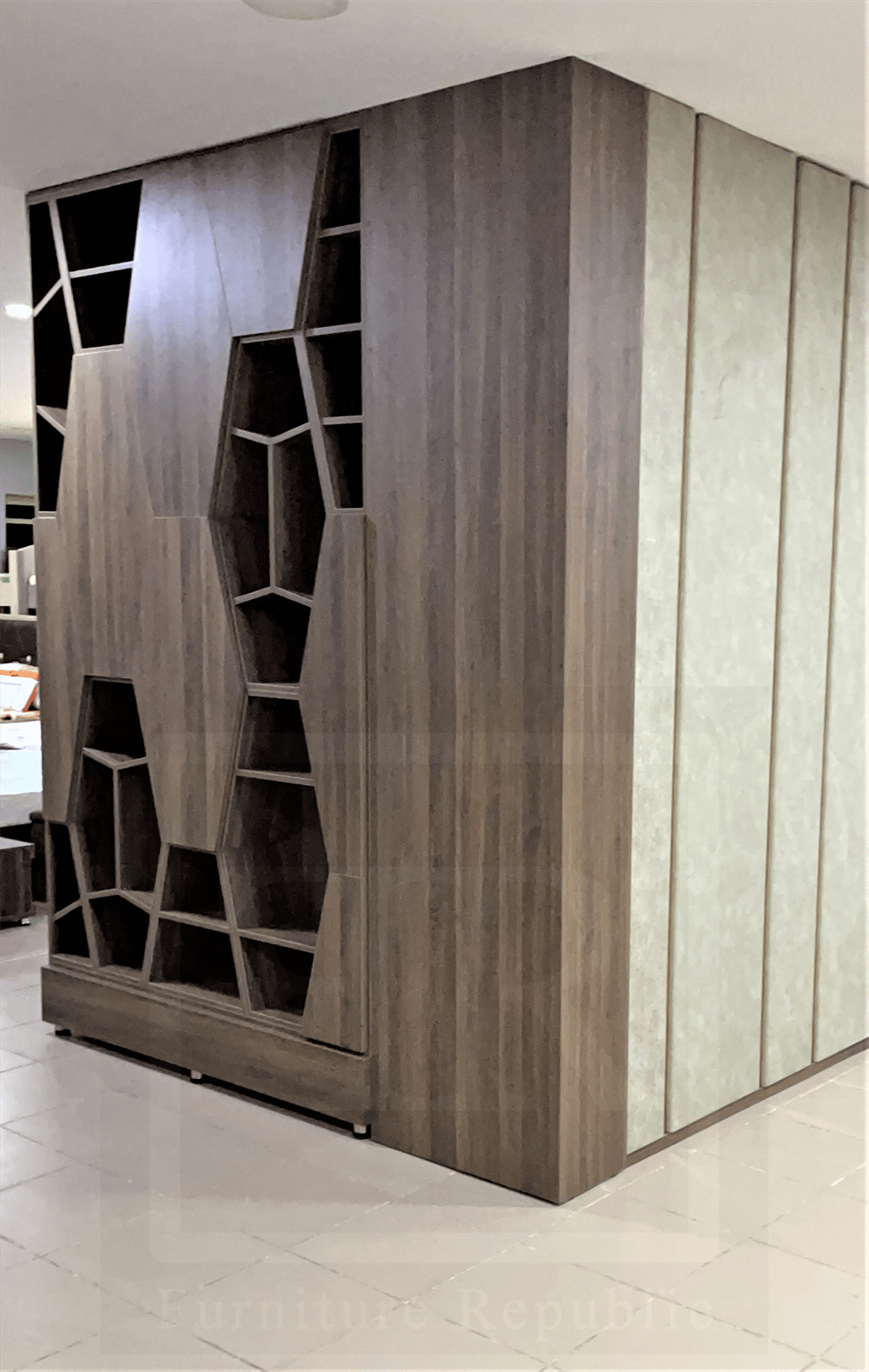 DECO ACCESSORY PARTITION & SHELF H:280x150 CM LENGTH