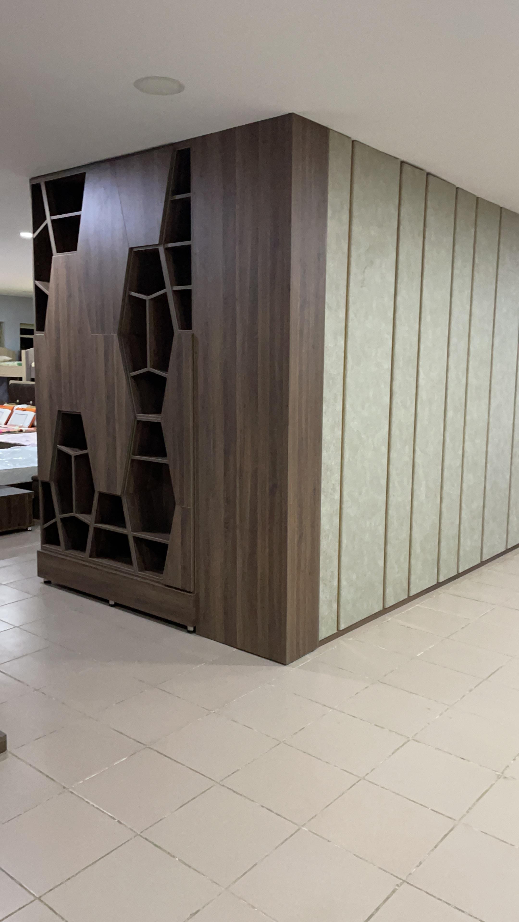 DECO ACCESSORY PARTITION & SHELF H:280x150 CM LENGTH