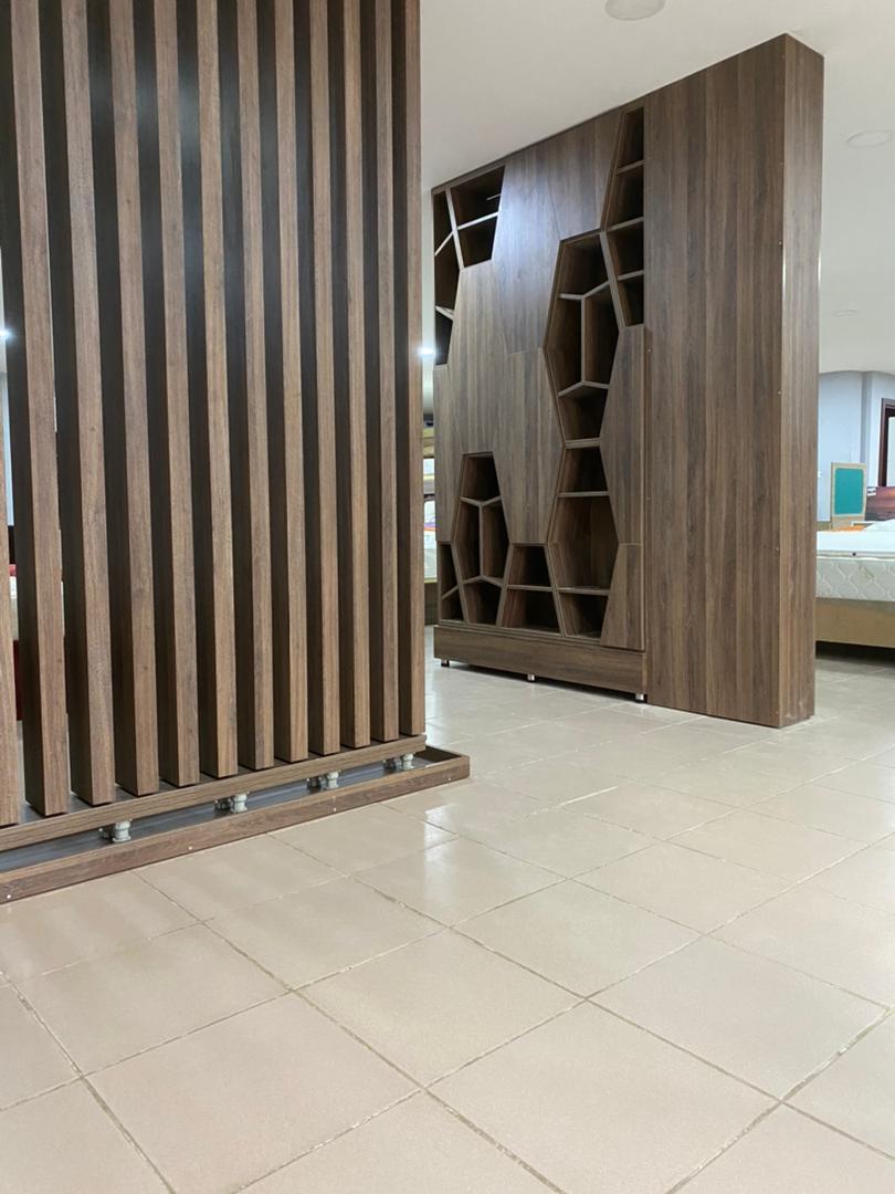 DECORATIVE STRIP PARTITION H:280 CM PER/MT