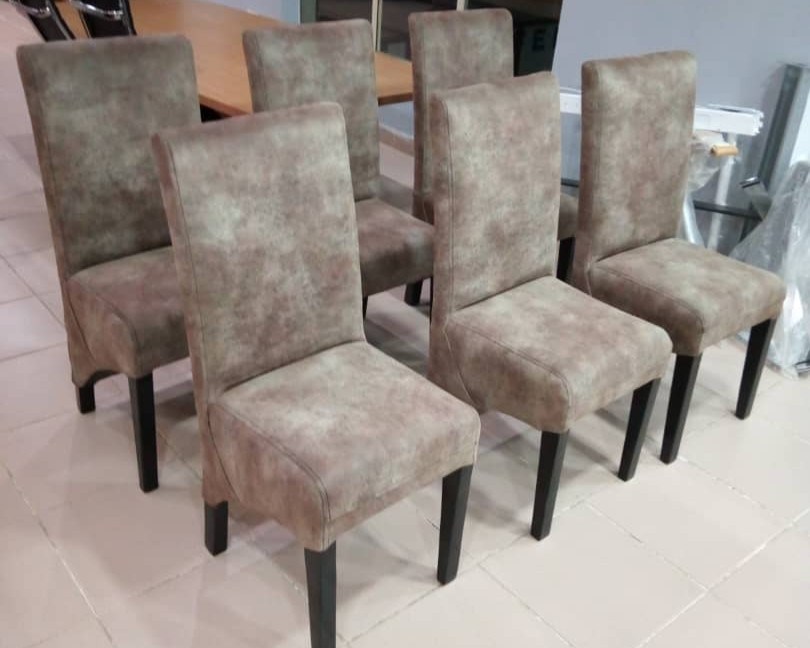DELUXE EXTRA DINING CHAIR