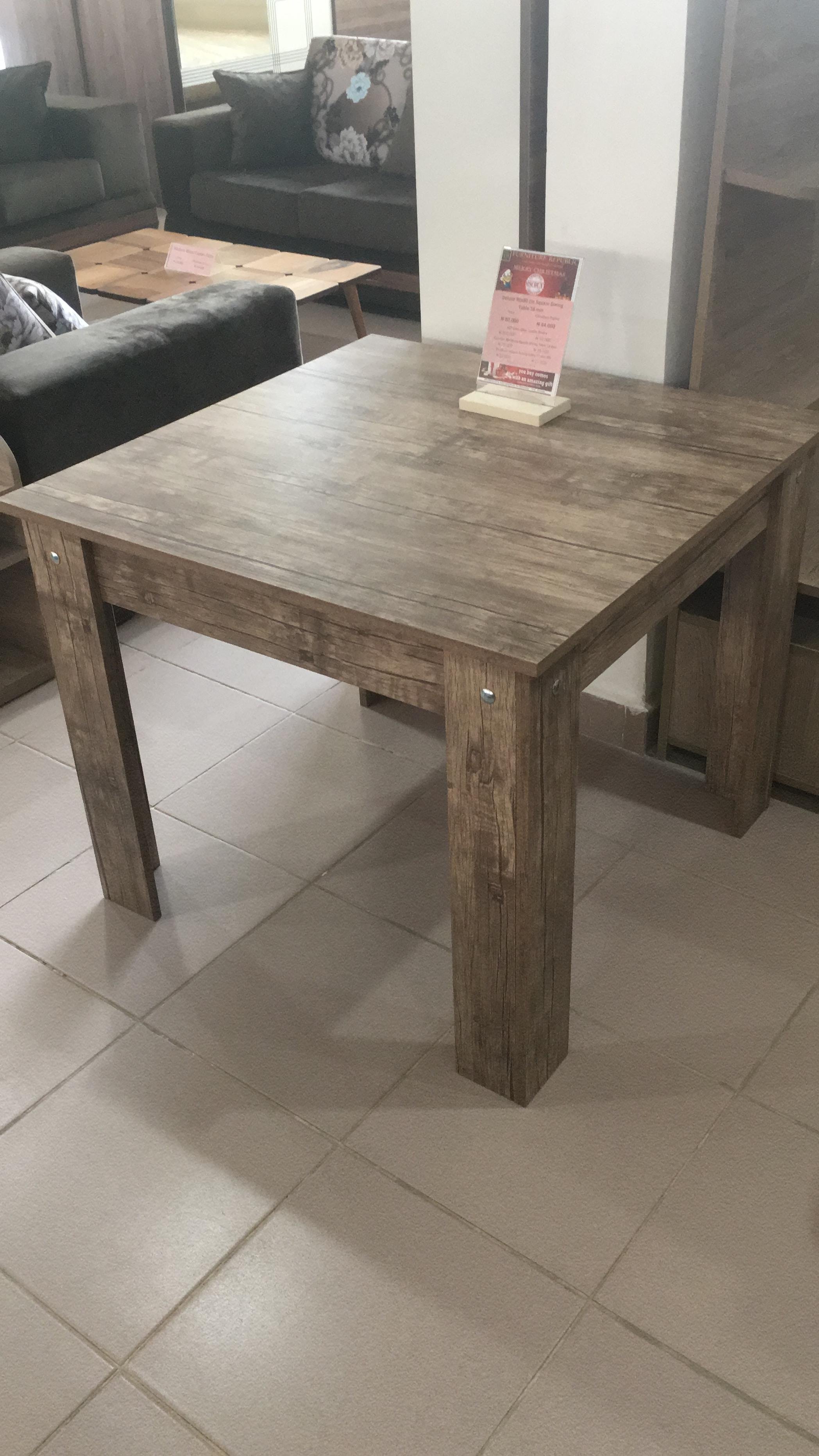 DELUXE LITE DINING TABLE 90x90