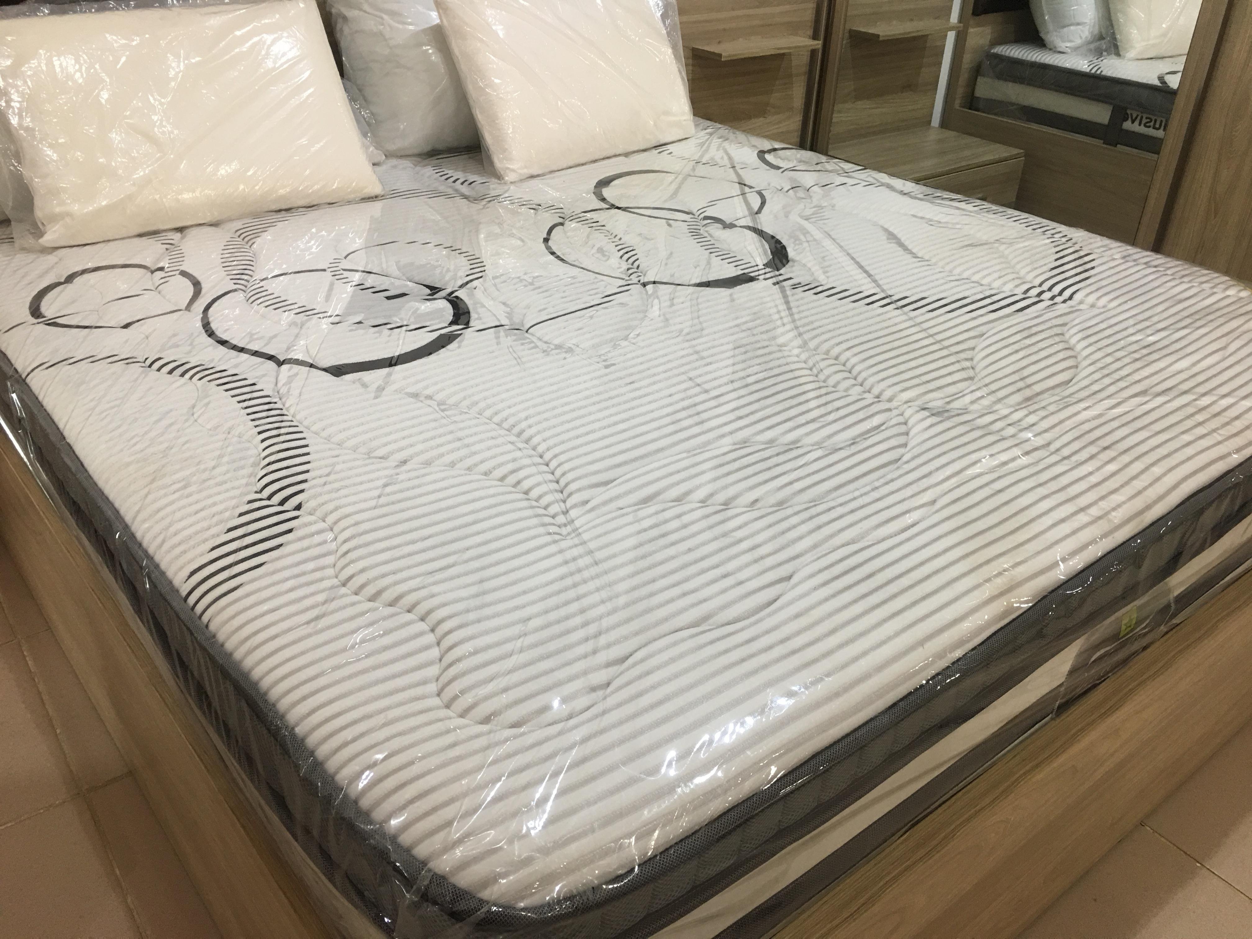 EXCLUSIVE MATTRESS