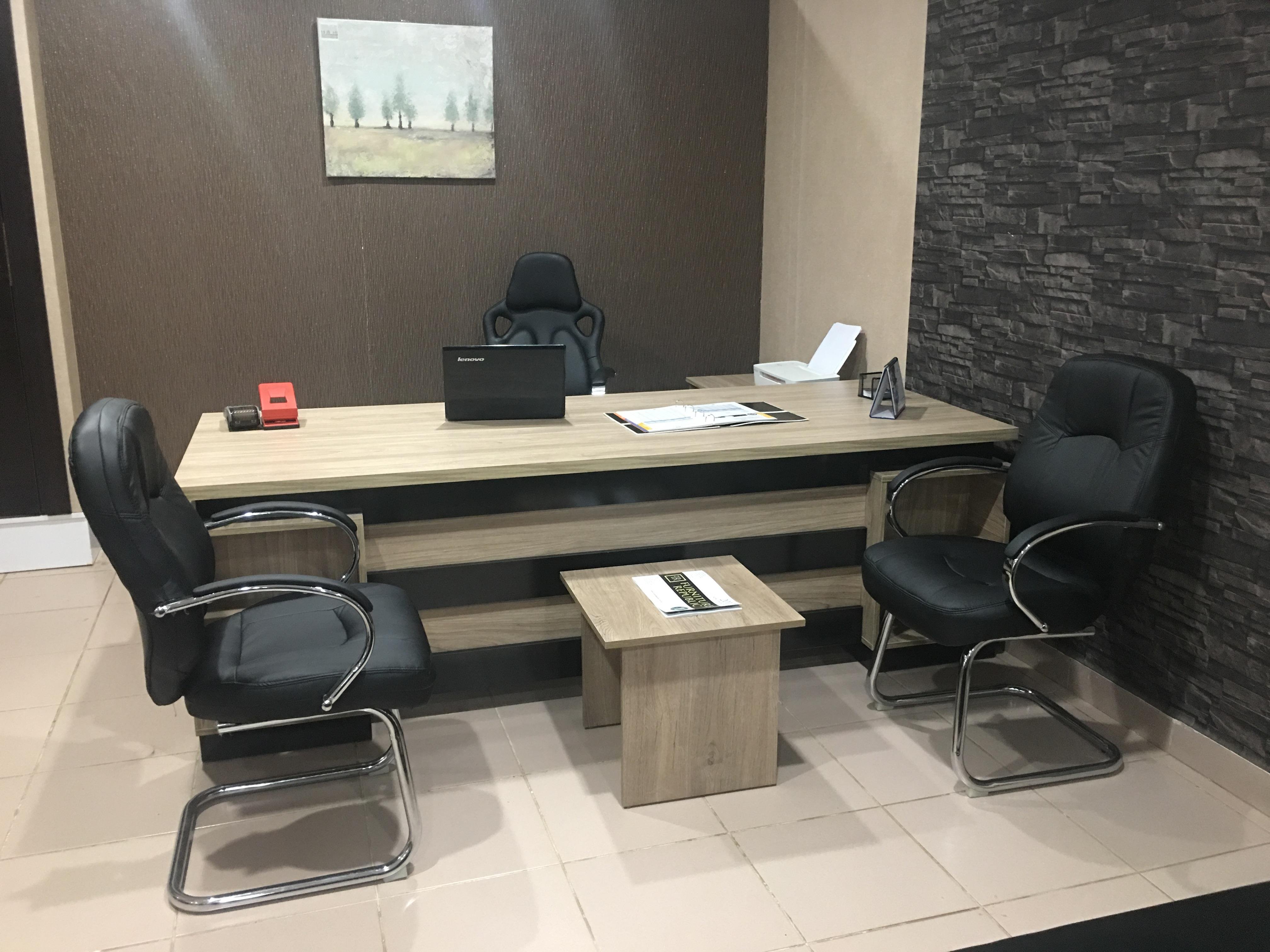 GRAND DELUXE 240x180 OFFICE TABLE