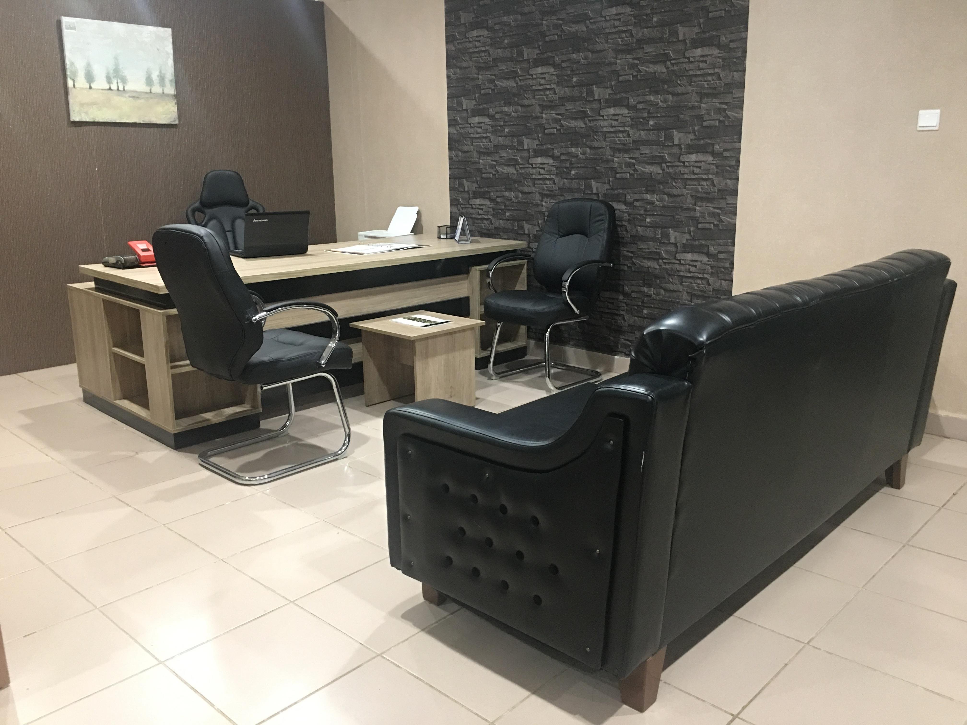 GRAND DELUXE 240x180 OFFICE TABLE